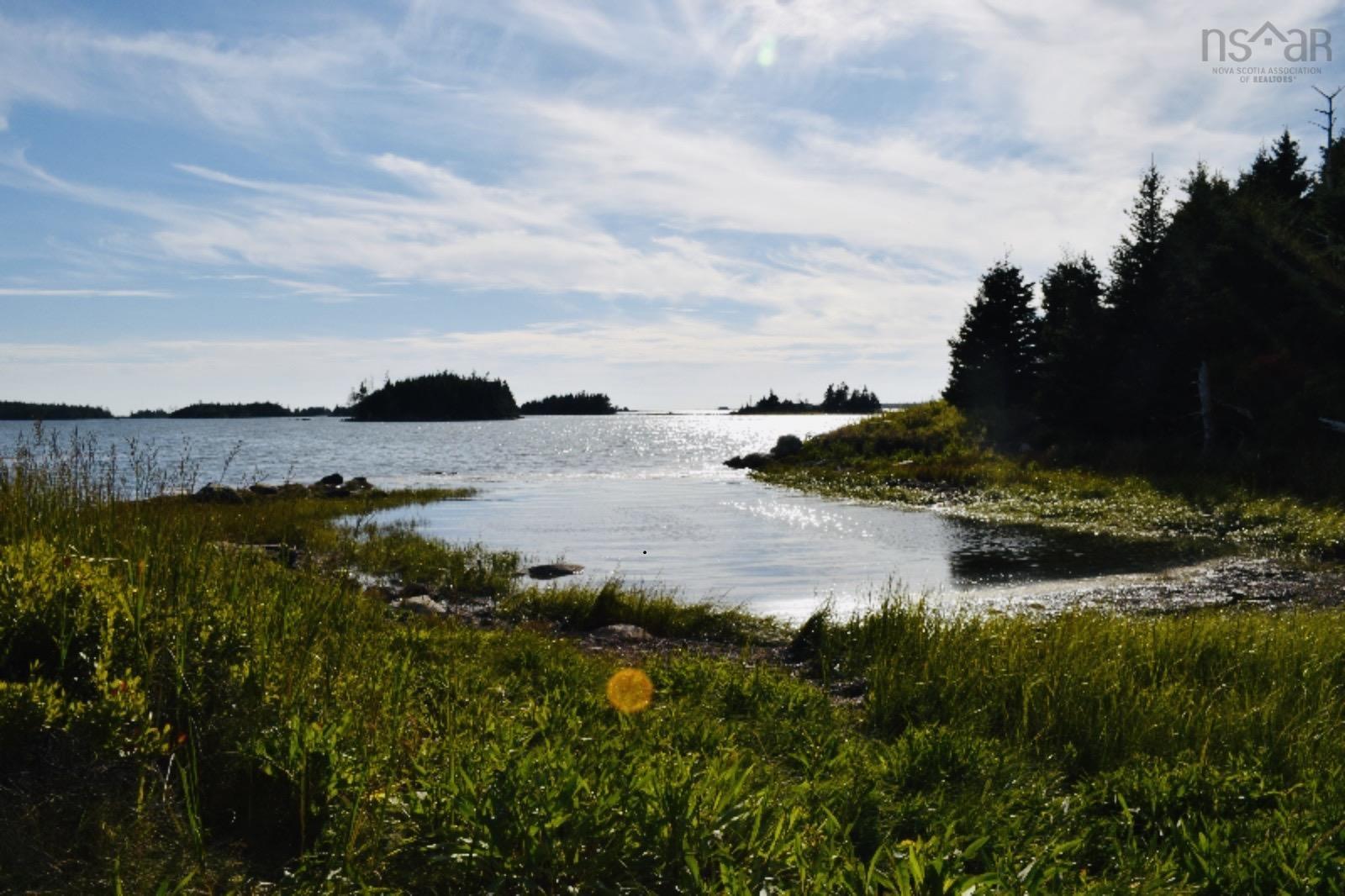 22-2 Ostrea Lake Road, Ostrea Lake, NS (MLS 202523438)