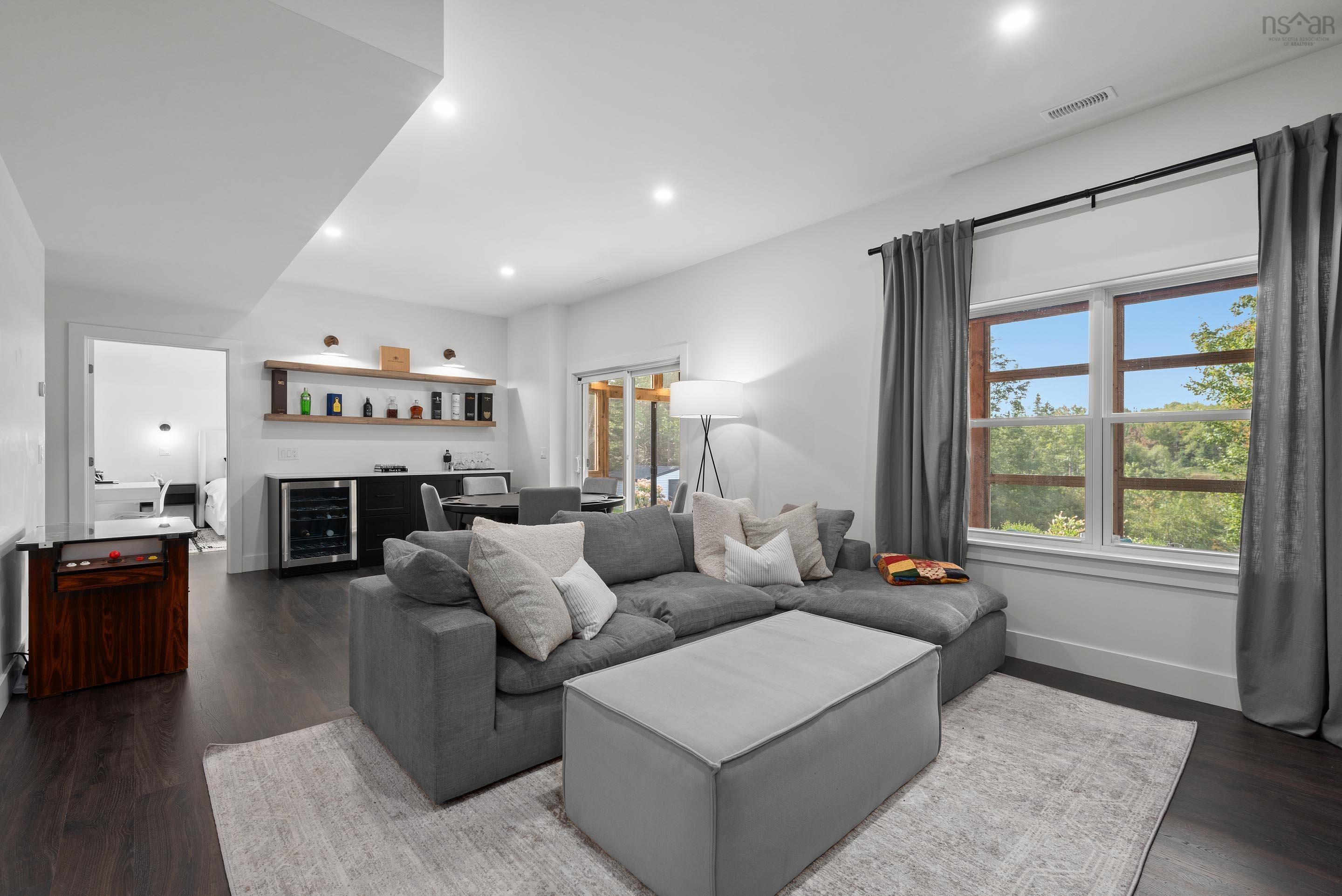 1424 Mccabe Lake Drive, Middle Sackville, NS (MLS 202523507)