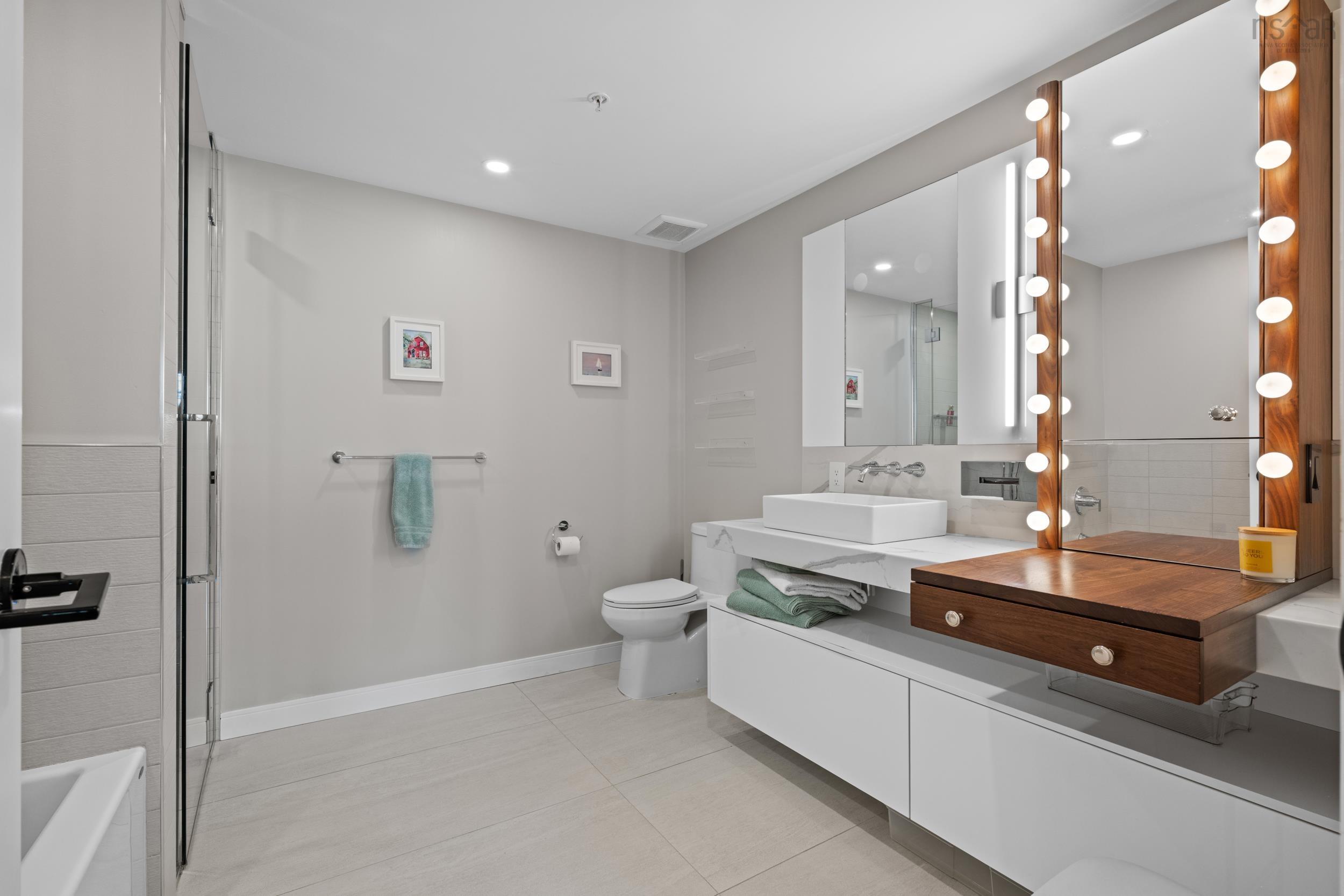 2002 1650 Granville Street, Halifax Peninsula, NS (MLS 202523515)