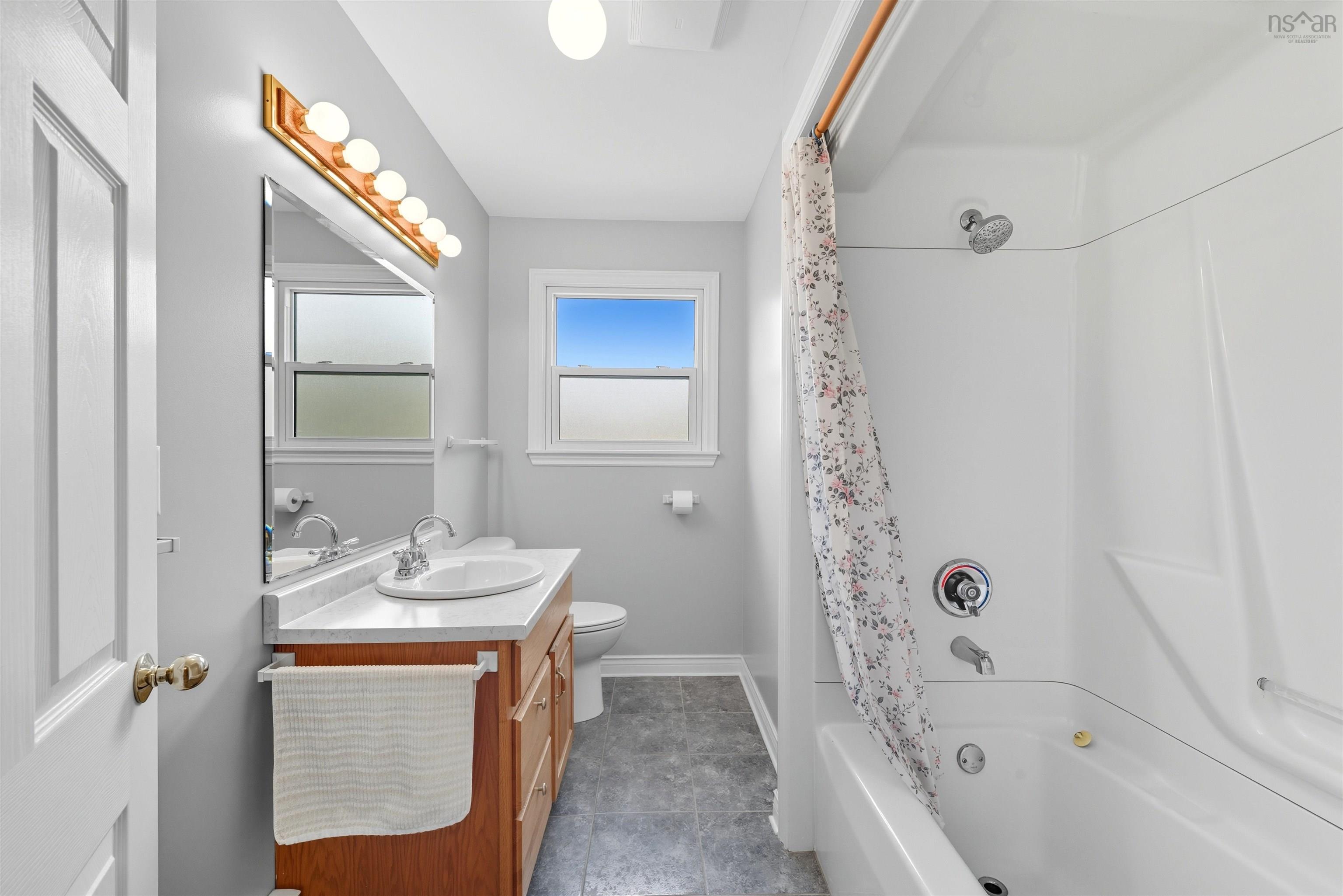 17 Kinsac Road, Beaver Bank, NS (MLS 202523529)