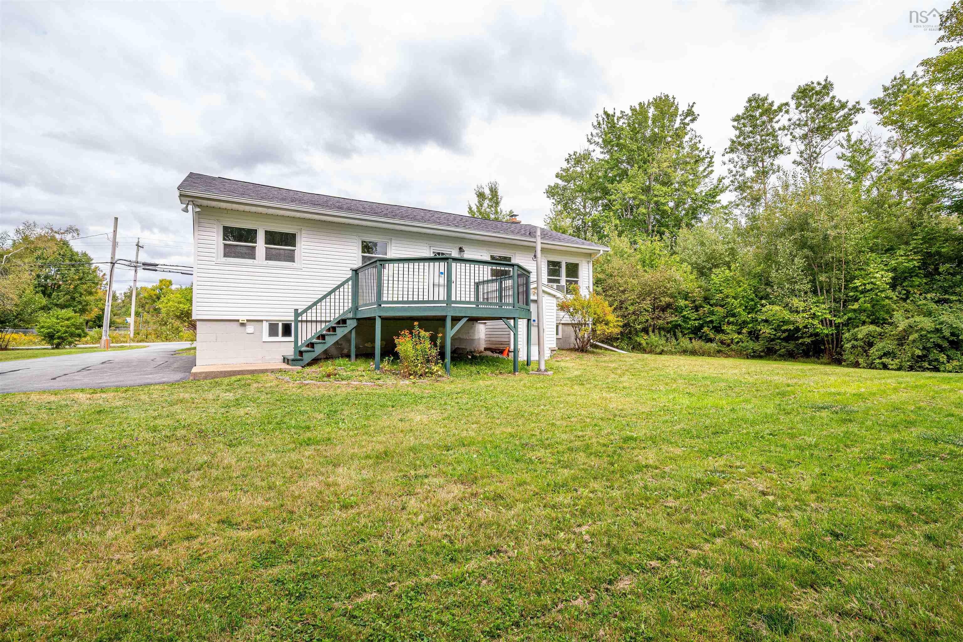 17 Kinsac Road, Beaver Bank, NS (MLS 202523529)