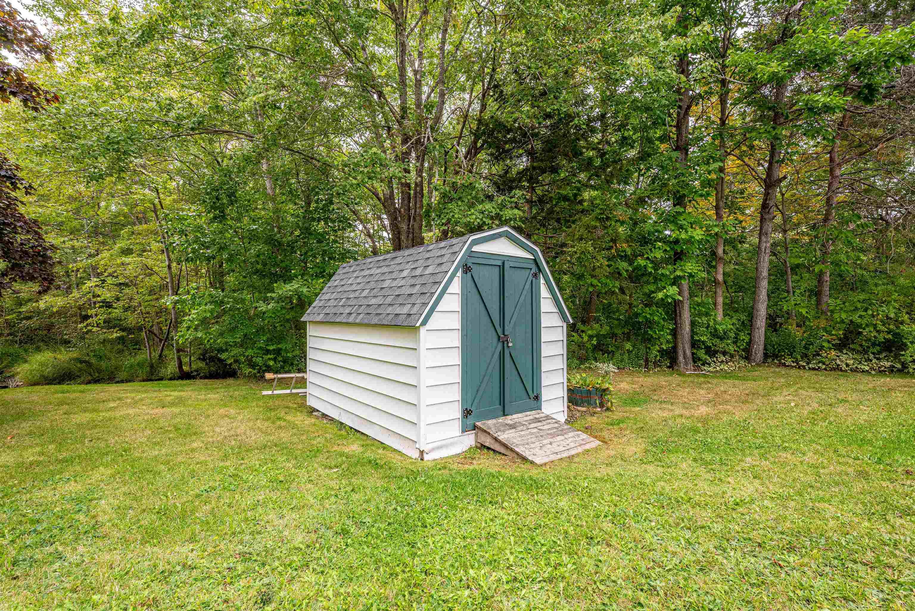 17 Kinsac Road, Beaver Bank, NS (MLS 202523529)