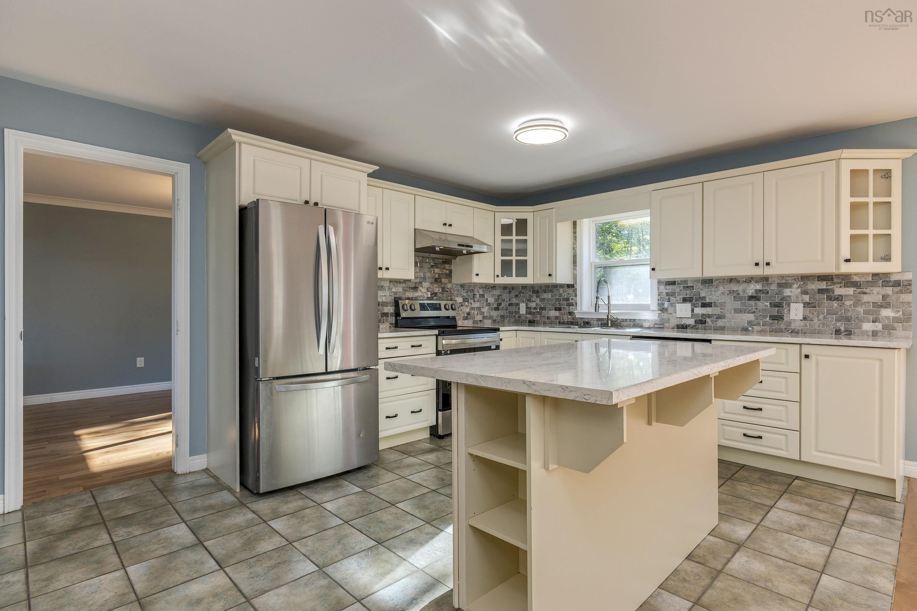 246 Langbrae Drive, Halifax, NS (MLS 202523547)