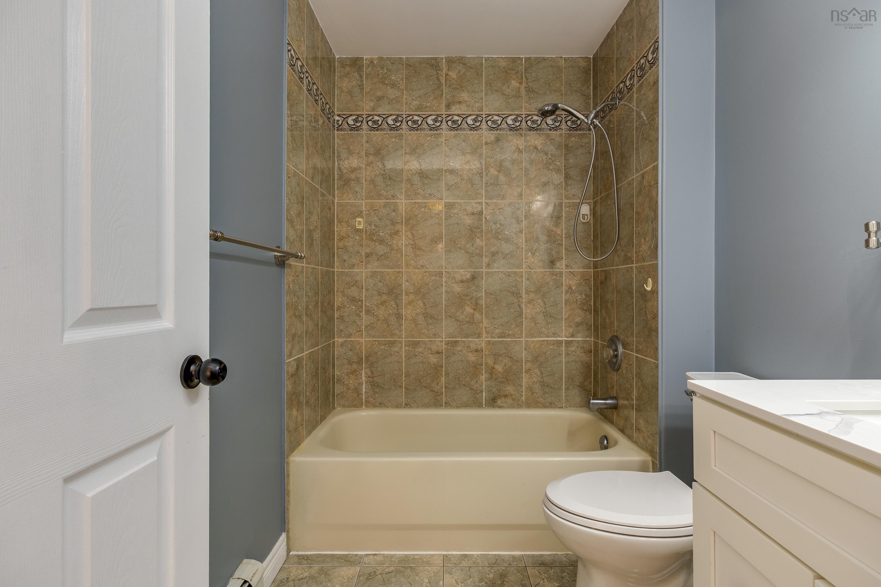 246 Langbrae Drive, Halifax, NS (MLS 202523547)