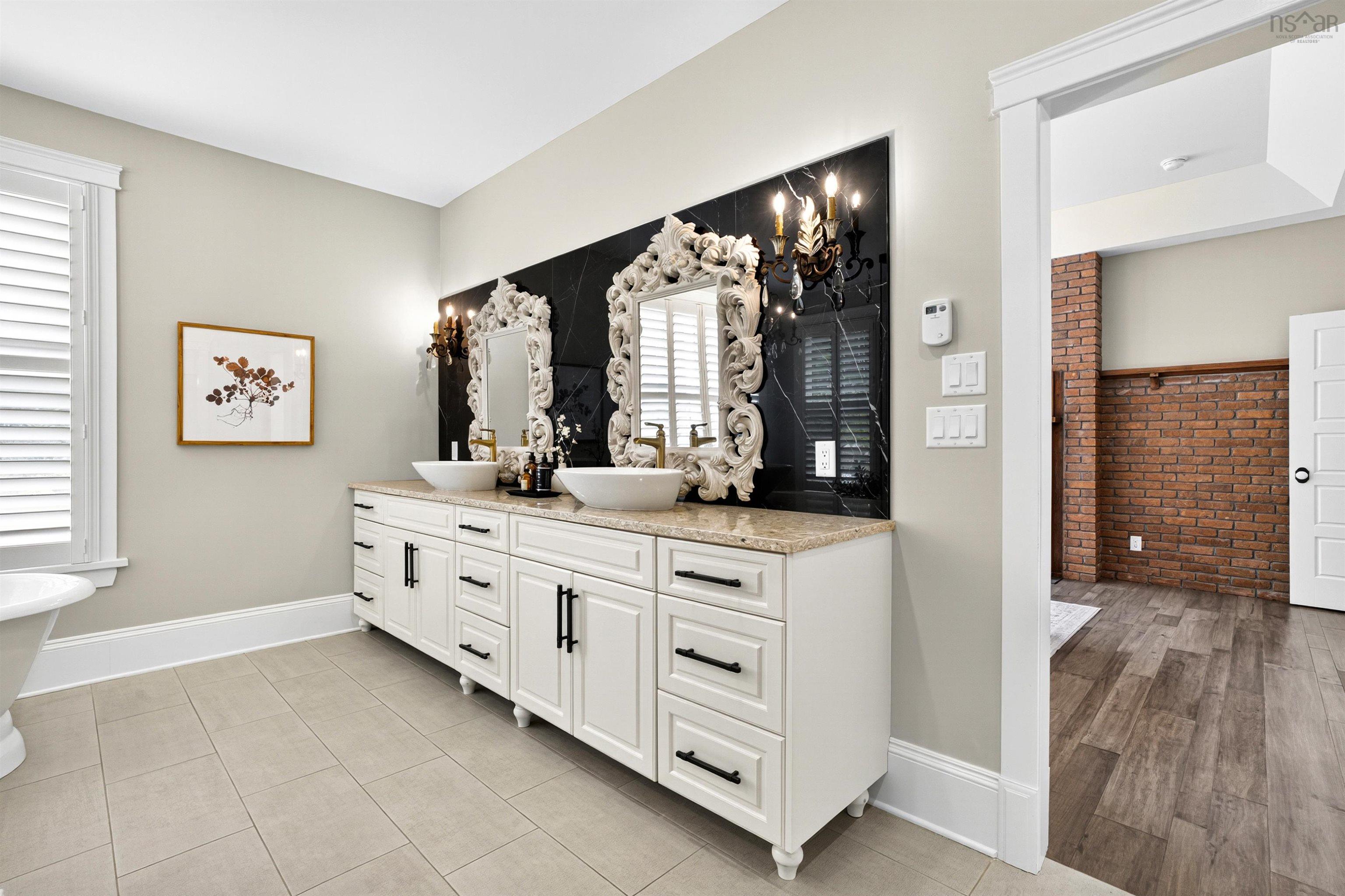 561 Heddas Way, Fall River, NS (MLS 202523670)