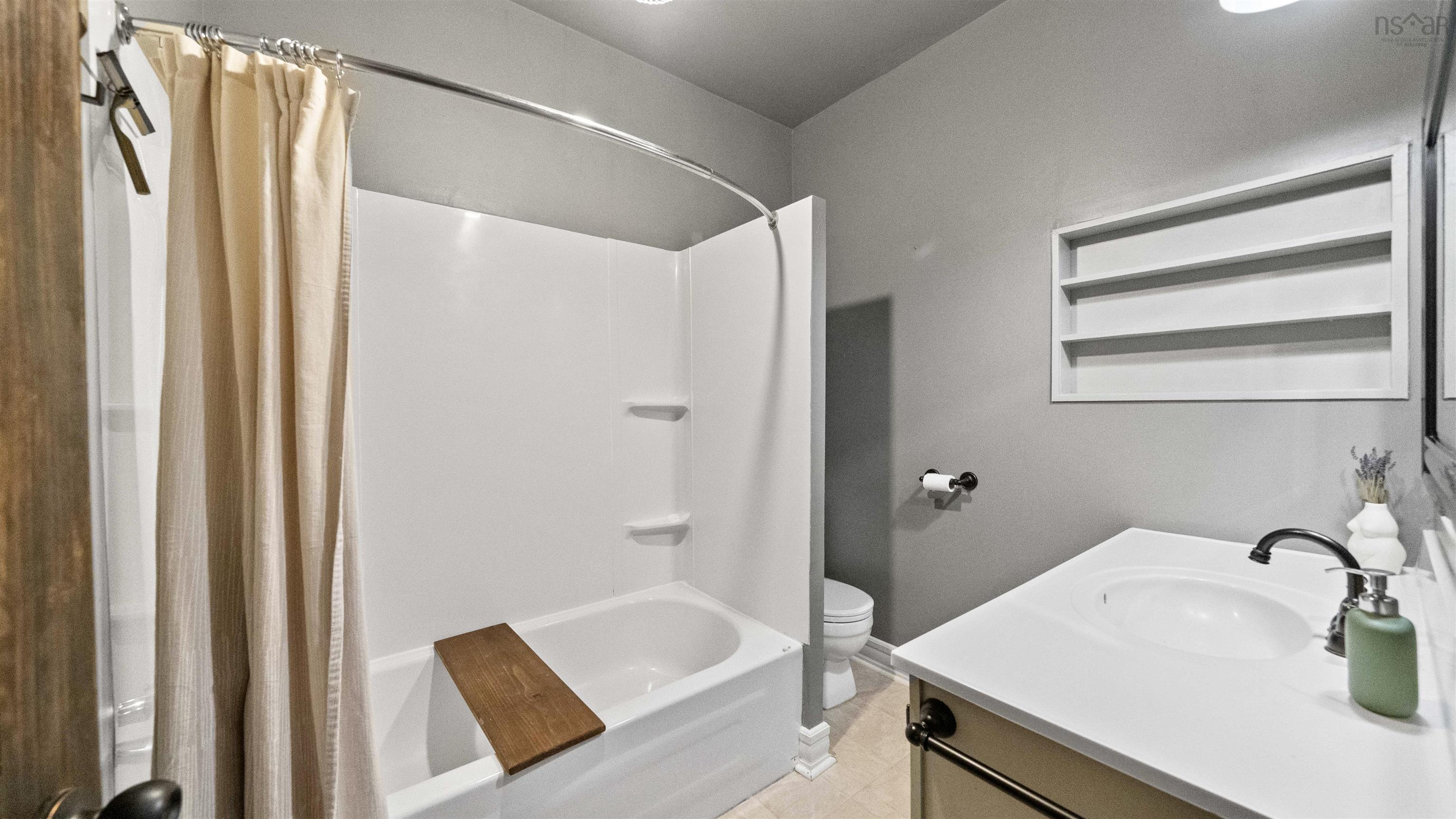 233 High Street, Bedford, NS (MLS 202523677)