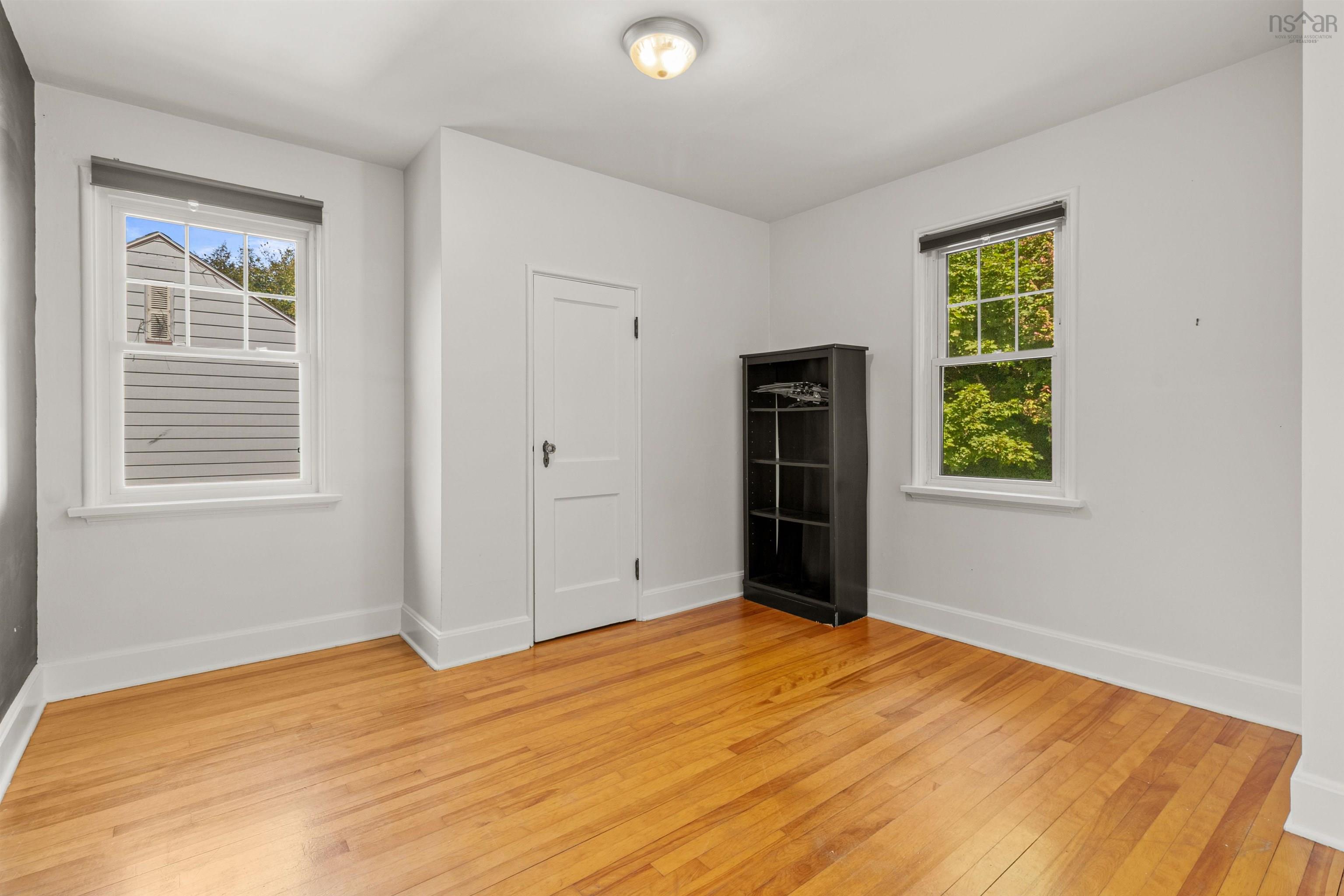 137 Pleasant Street, Dartmouth, NS (MLS 202523719)