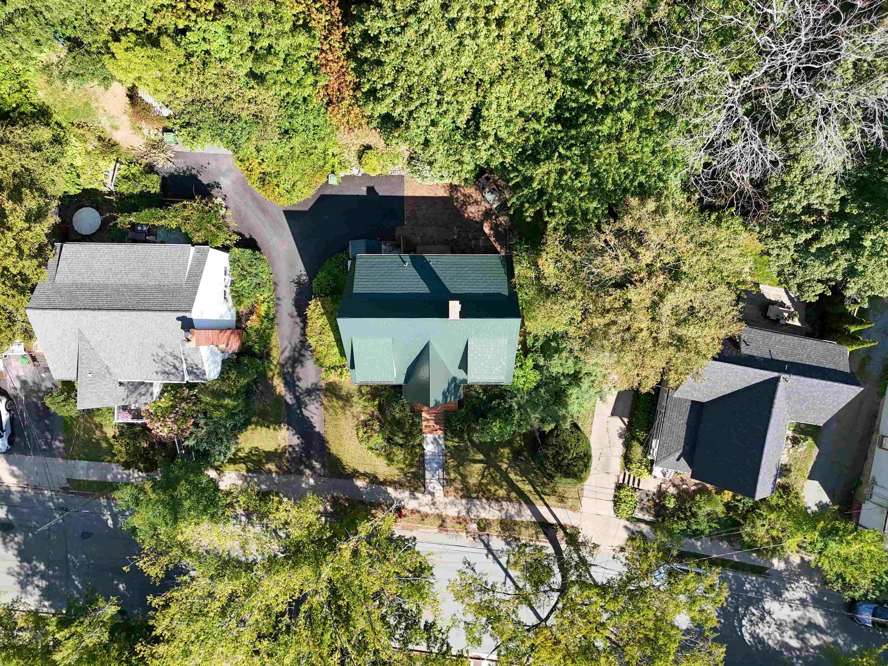 137 Pleasant Street, Dartmouth, NS (MLS 202523719)