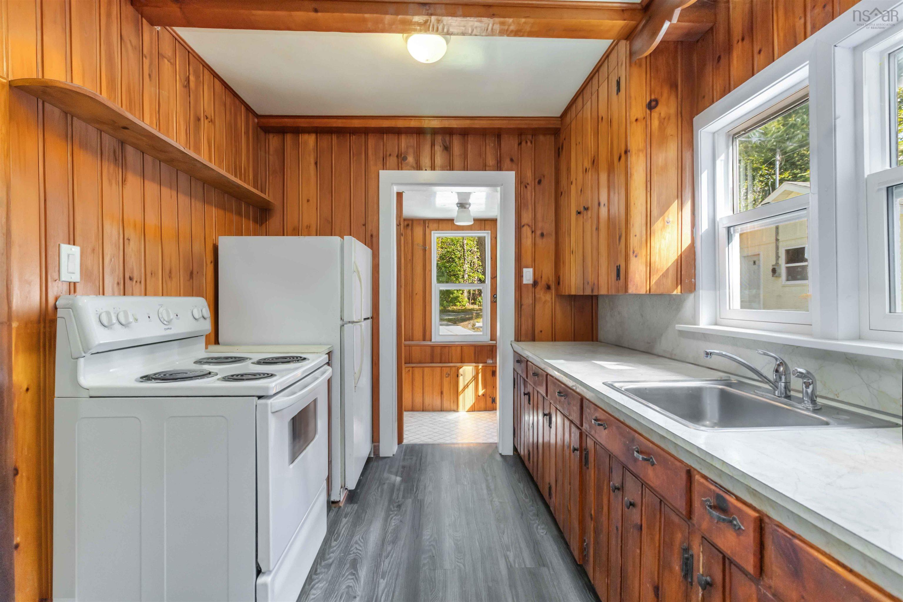 4 & 6 Hemlock Street, Dartmouth, NS (MLS 202523721)