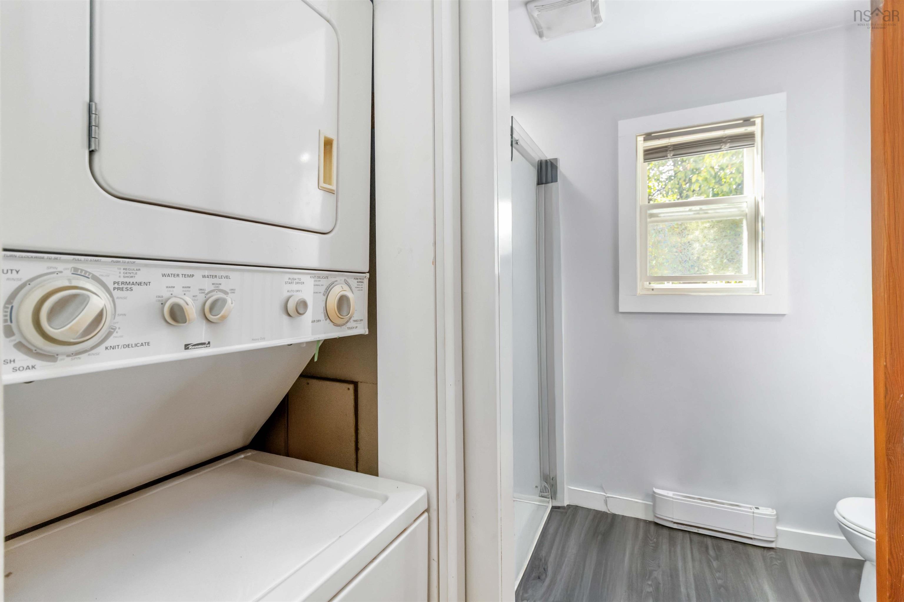 4 & 6 Hemlock Street, Dartmouth, NS (MLS 202523721)