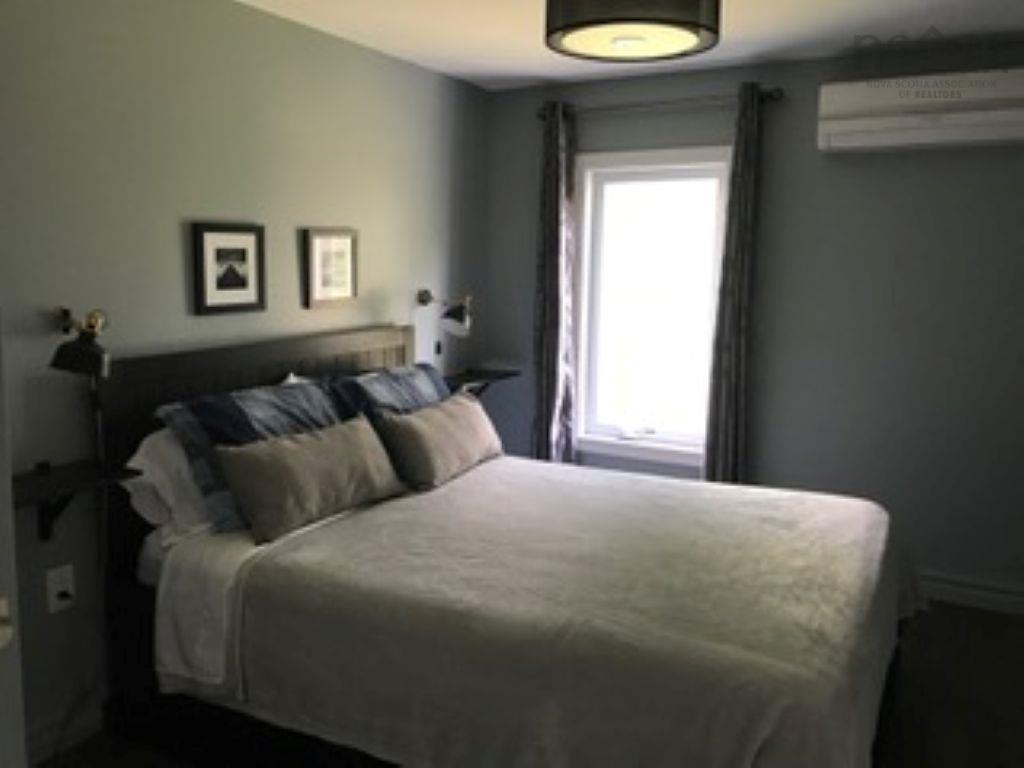 4 & 6 Hemlock Street, Dartmouth, NS (MLS 202523721)