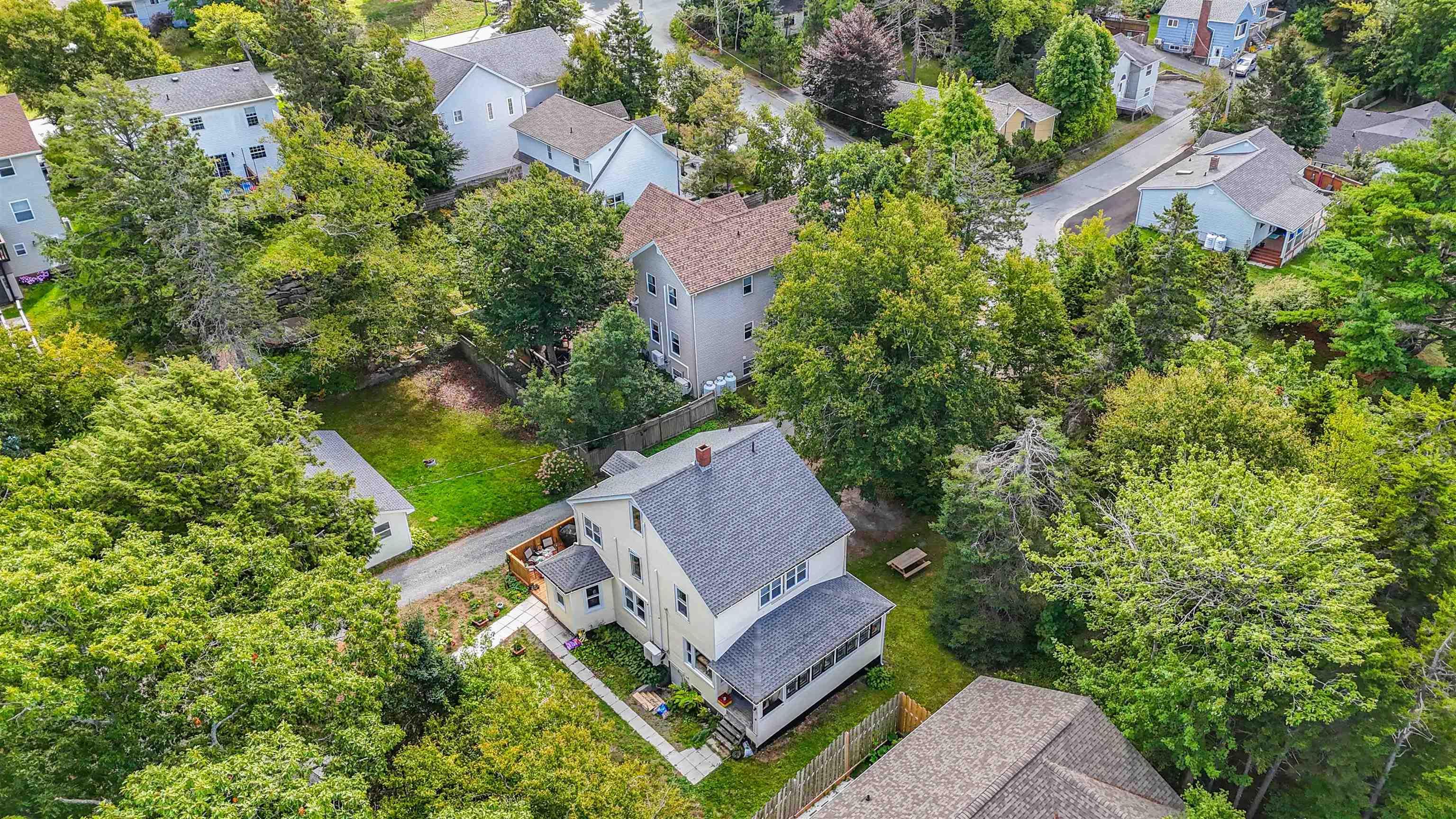 4 & 6 Hemlock Street, Dartmouth, NS (MLS 202523721)