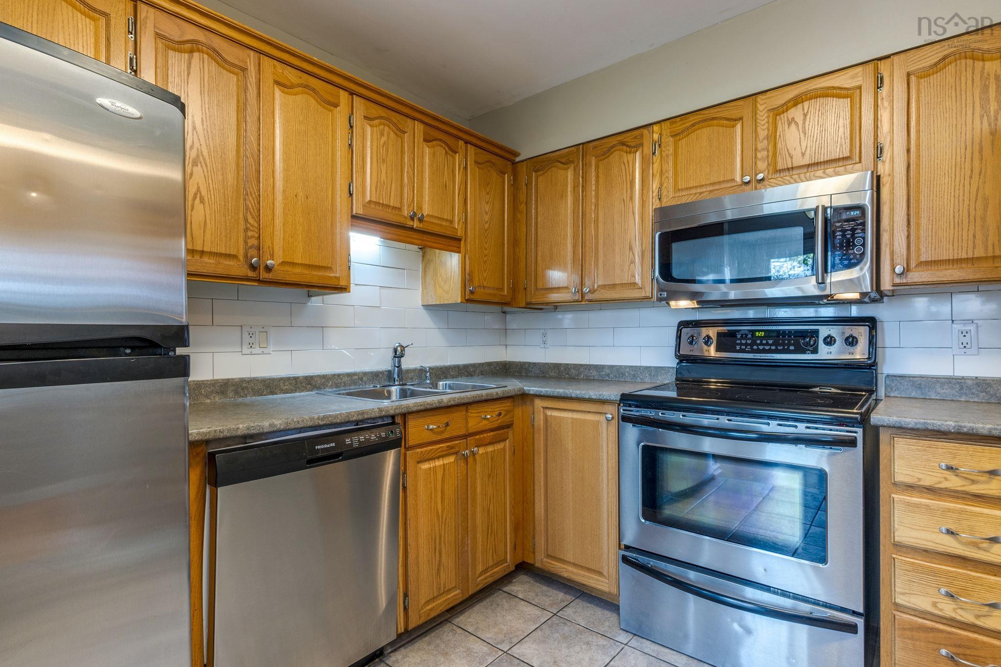 123 79 Collins Grove, Dartmouth, NS (MLS 202523732)