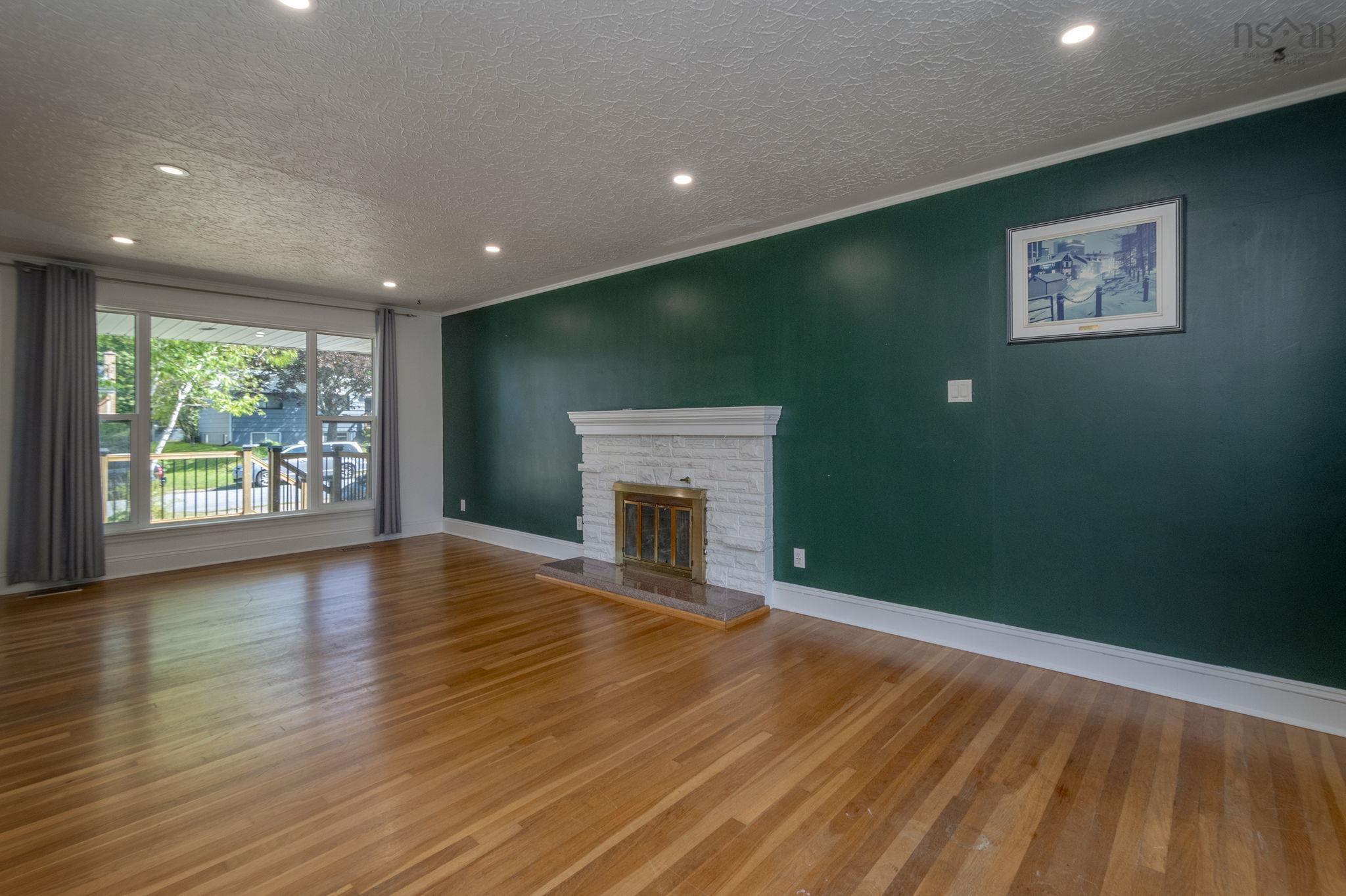 1 Grandview Drive, Dartmouth, NS (MLS 202523786)