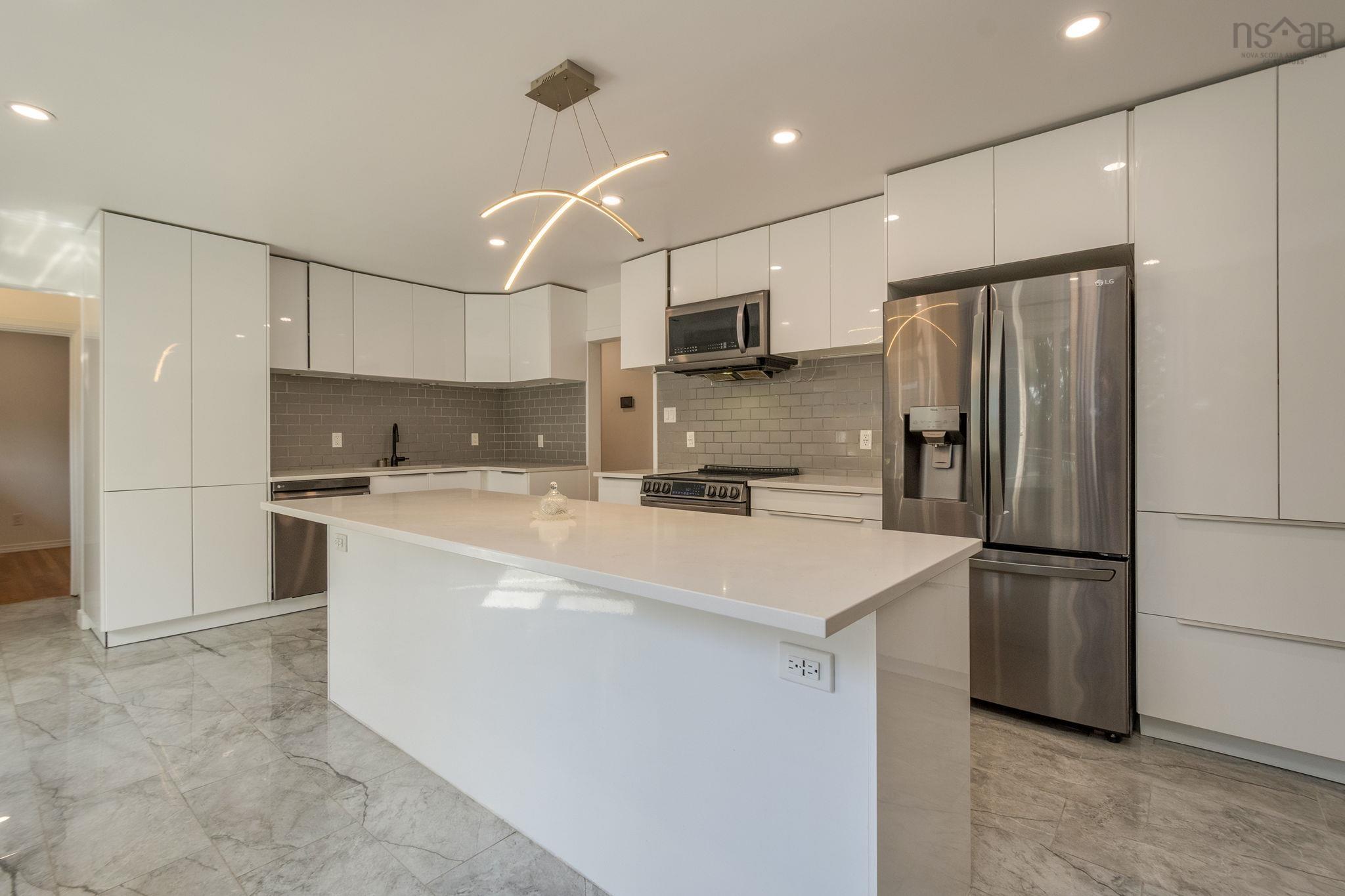 1 Grandview Drive, Dartmouth, NS (MLS 202523786)