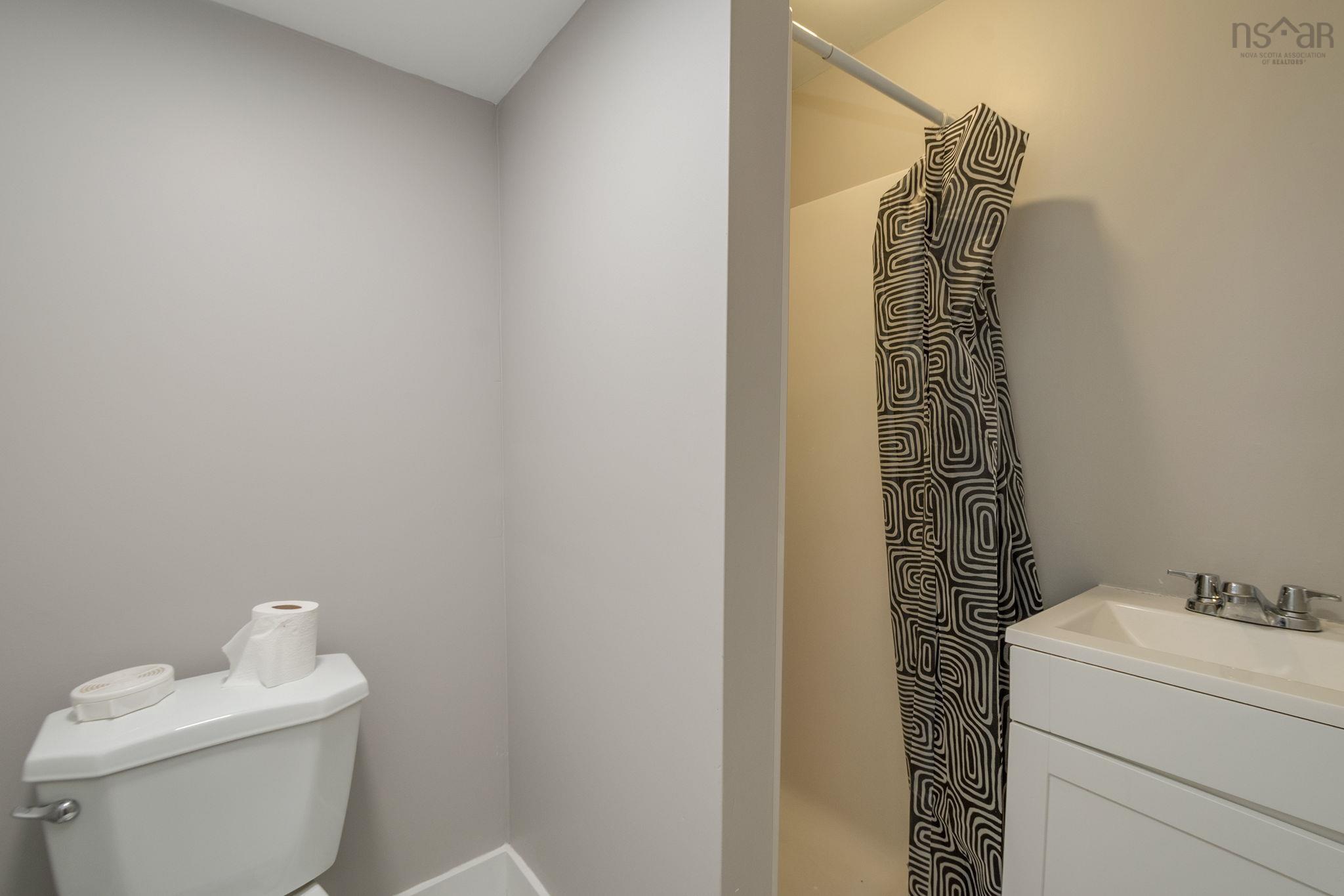 1 Grandview Drive, Dartmouth, NS (MLS 202523786)