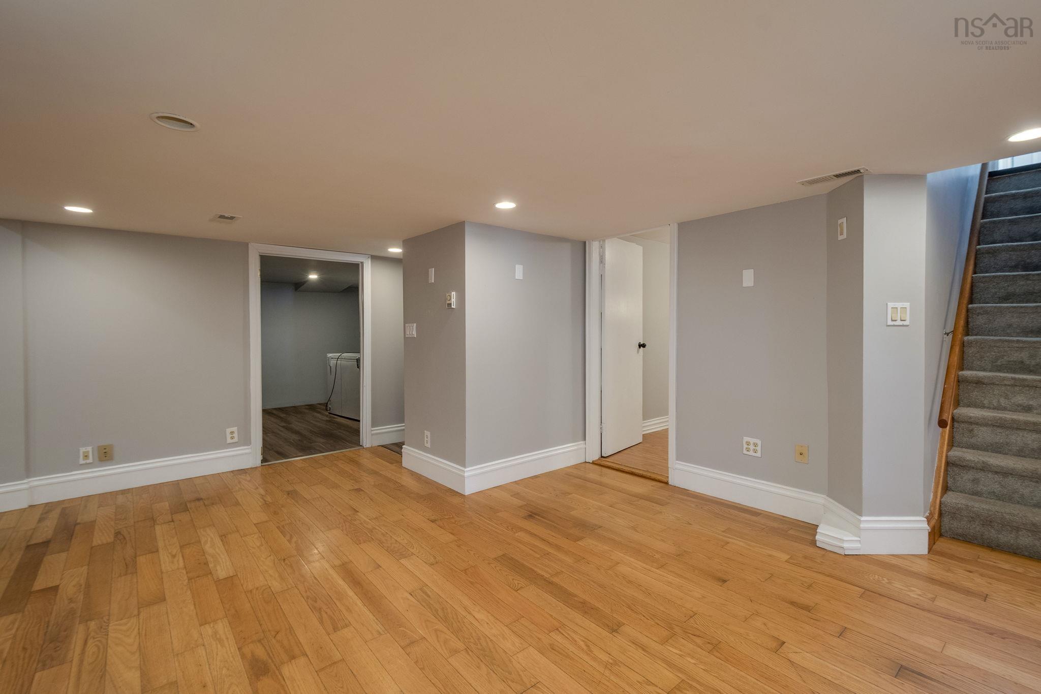 1 Grandview Drive, Dartmouth, NS (MLS 202523786)