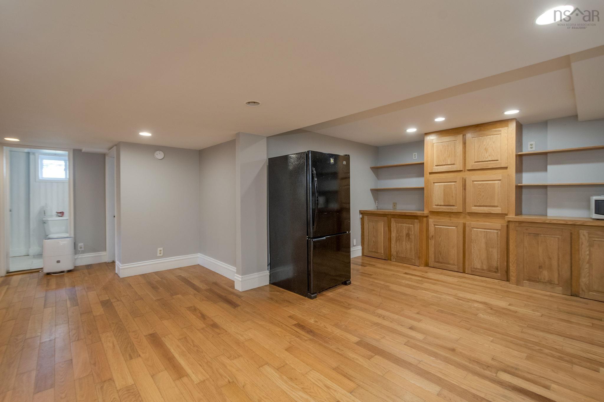 1 Grandview Drive, Dartmouth, NS (MLS 202523786)