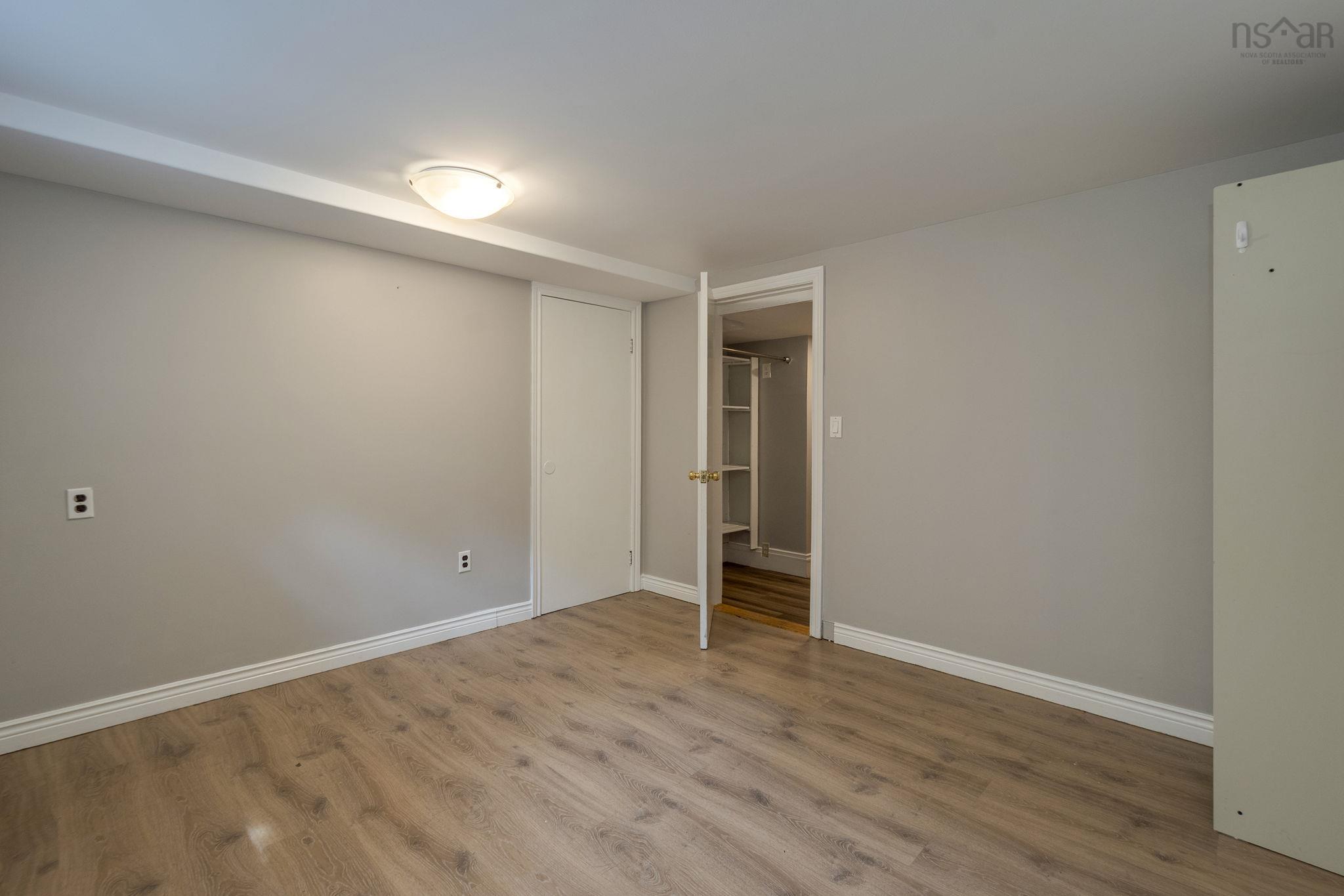 1 Grandview Drive, Dartmouth, NS (MLS 202523786)