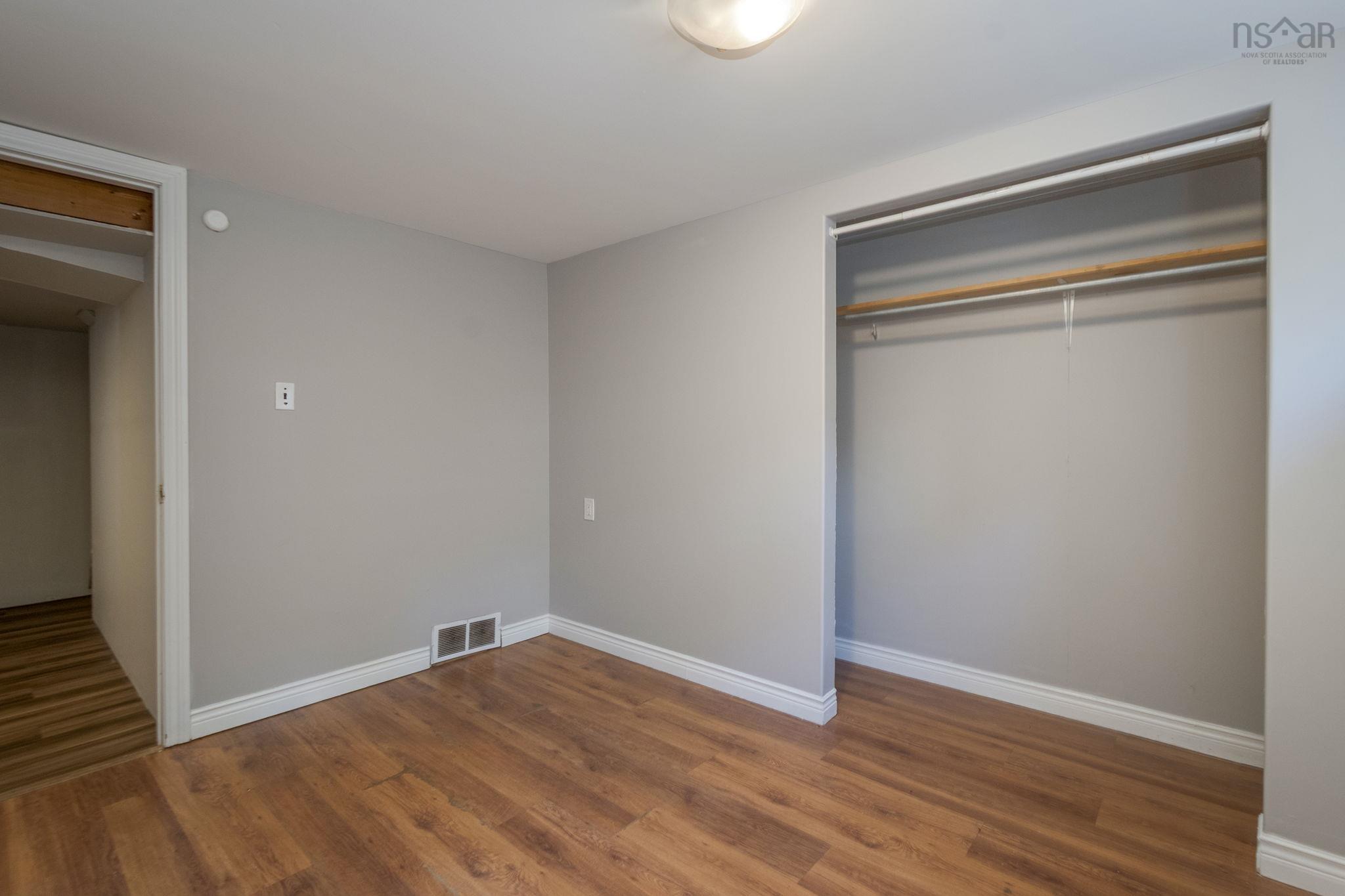 1 Grandview Drive, Dartmouth, NS (MLS 202523786)