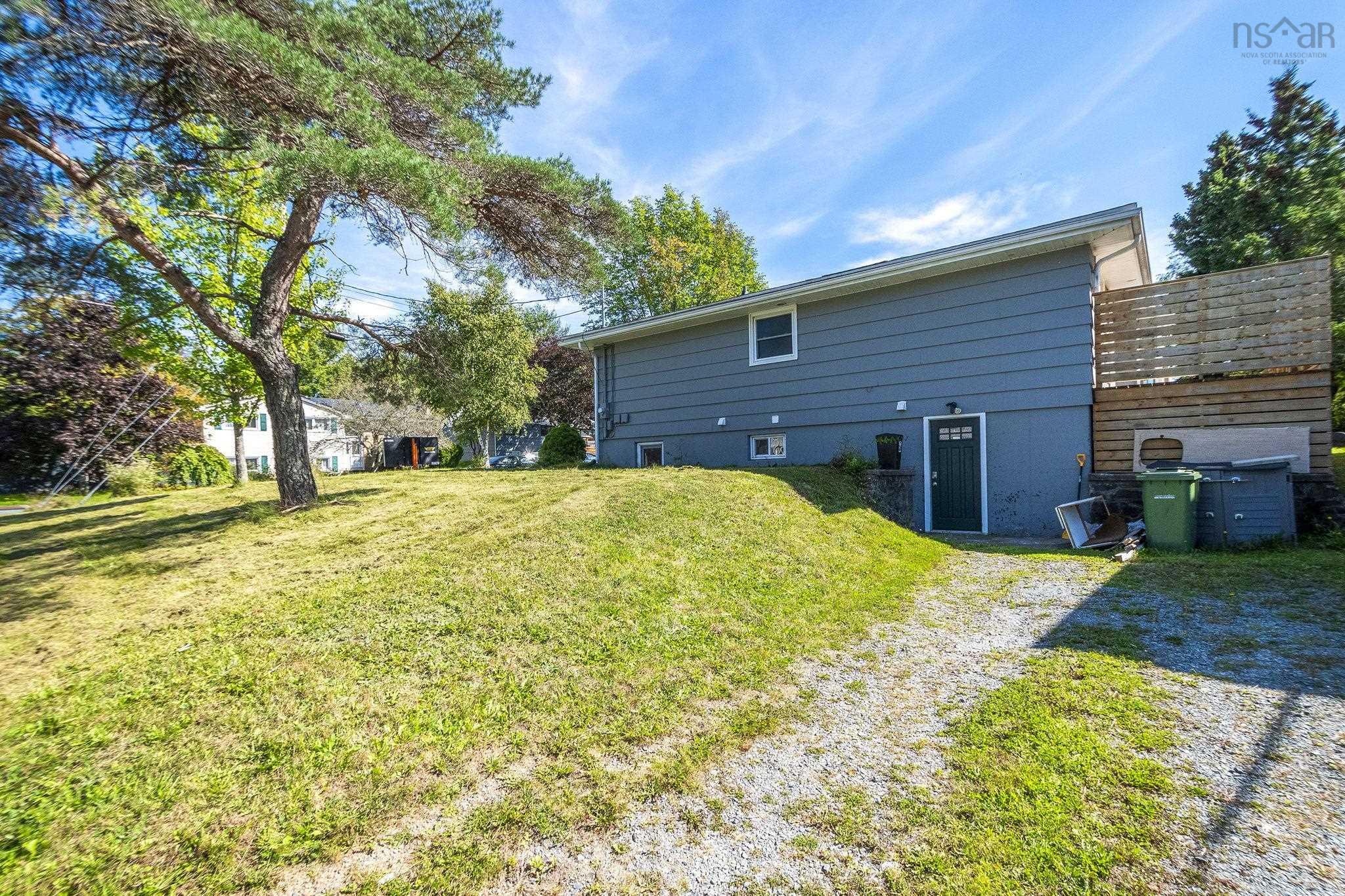 1 Grandview Drive, Dartmouth, NS (MLS 202523786)