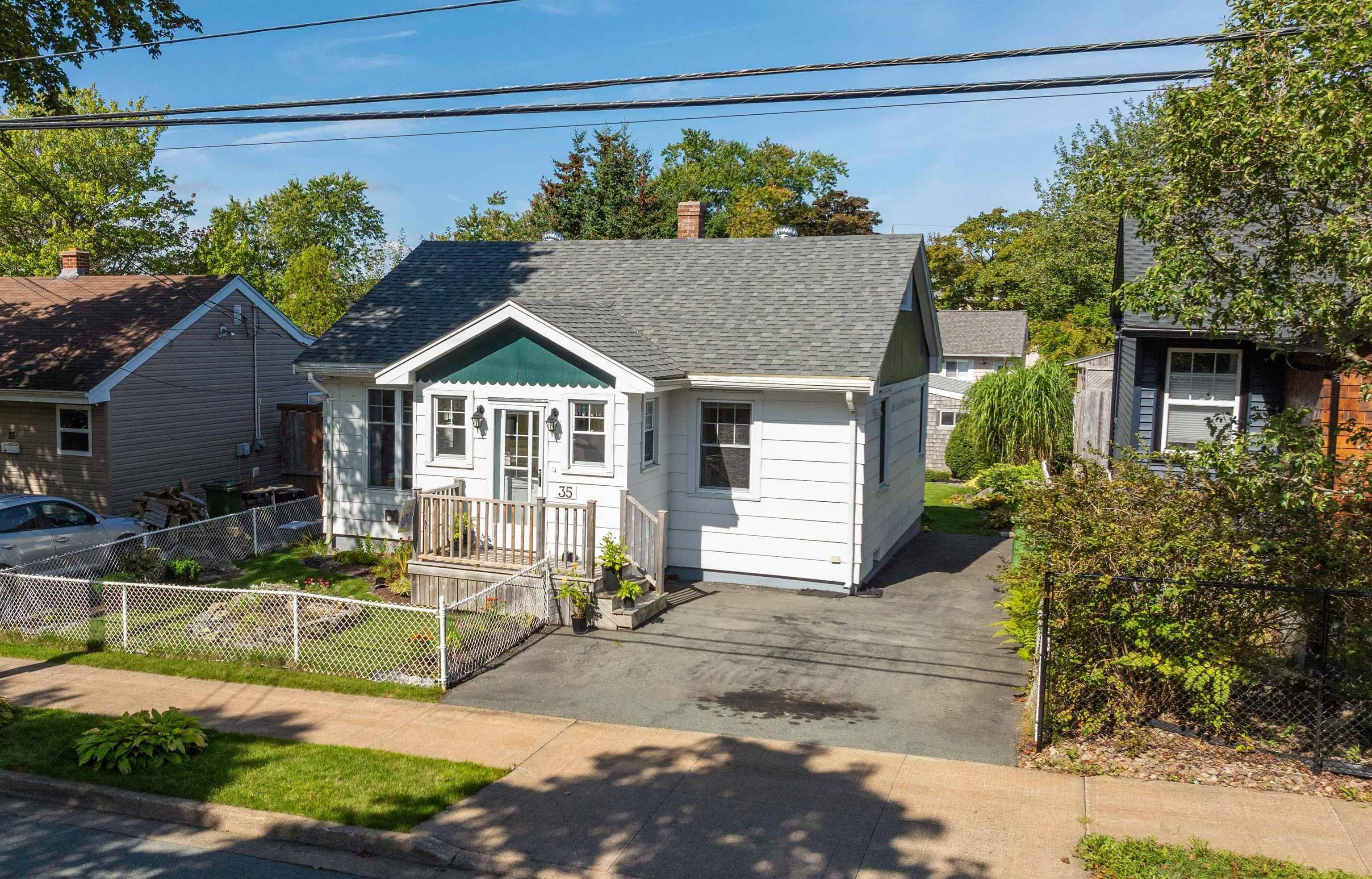 35 Symonds Street, Dartmouth, NS (MLS® 202523803)