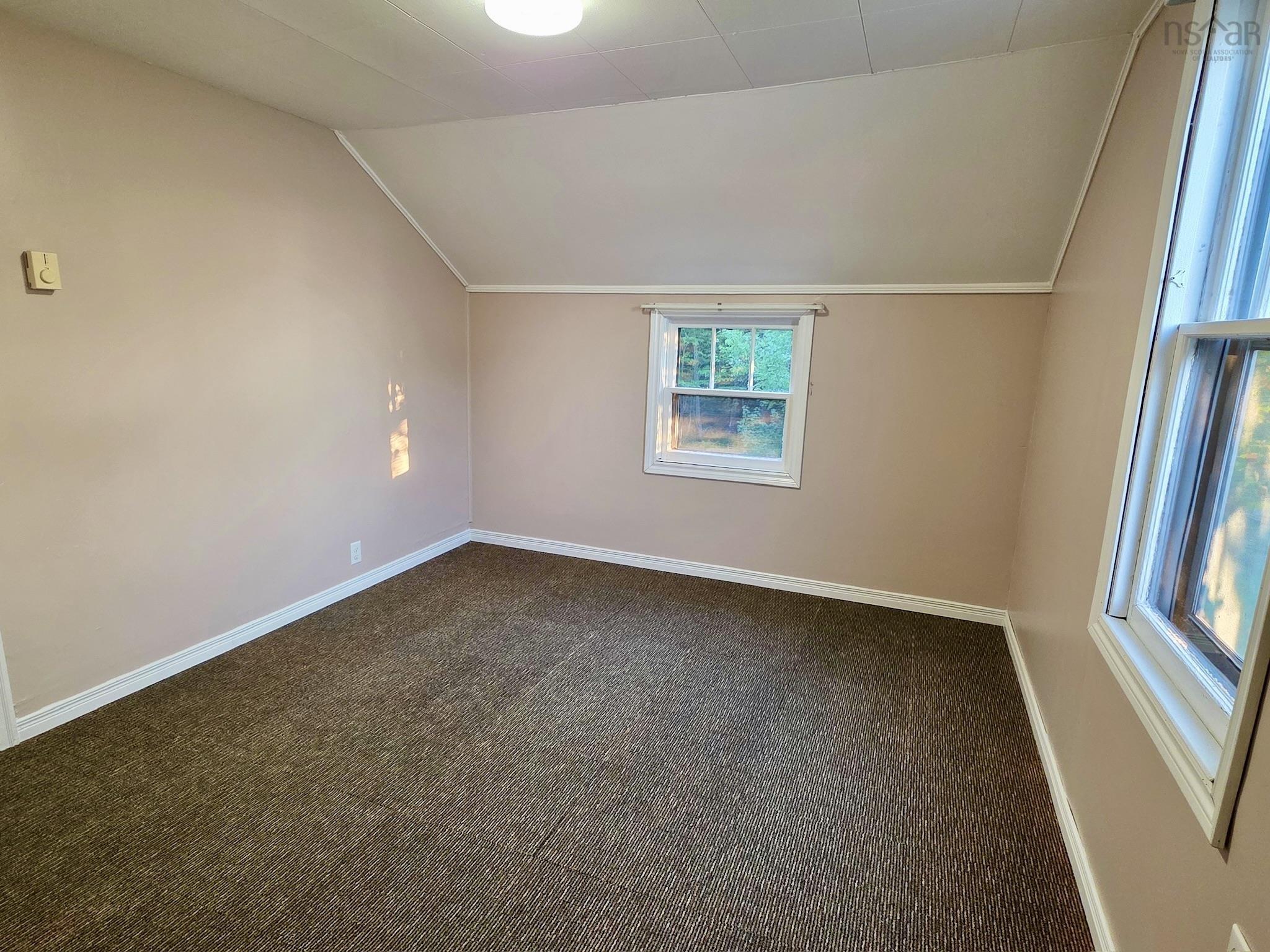 1544 St Margarets Bay Road, Timberlea, NS (MLS 202523823)