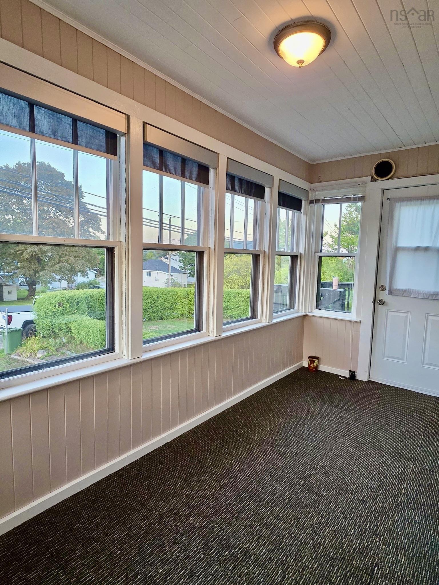 1544 St Margarets Bay Road, Timberlea, NS (MLS 202523823)