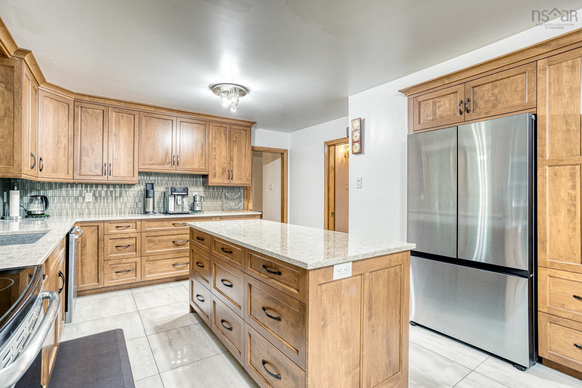 9 Nighthawk Lane, Bedford, NS (MLS 202523919)