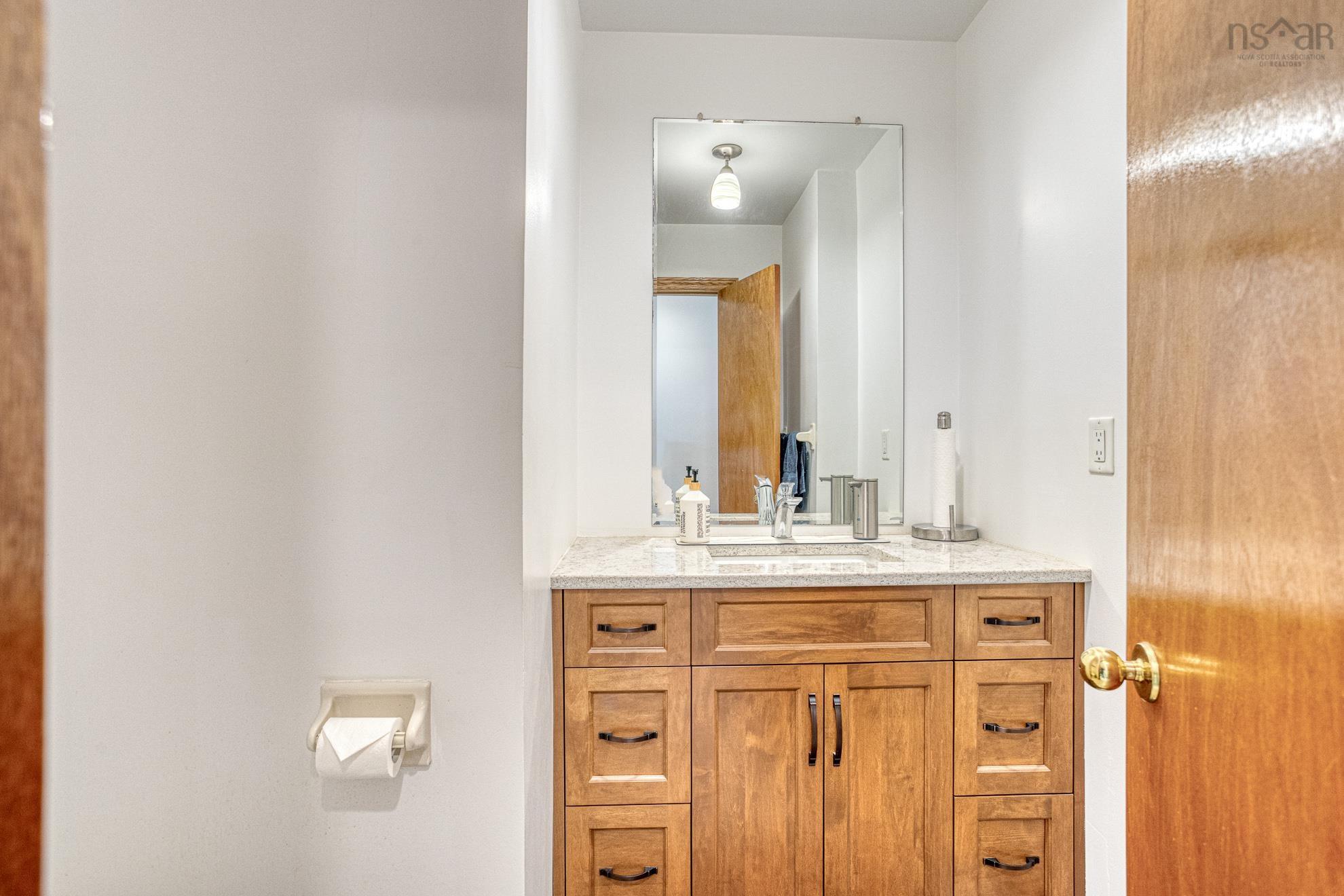 9 Nighthawk Lane, Bedford, NS (MLS 202523919)