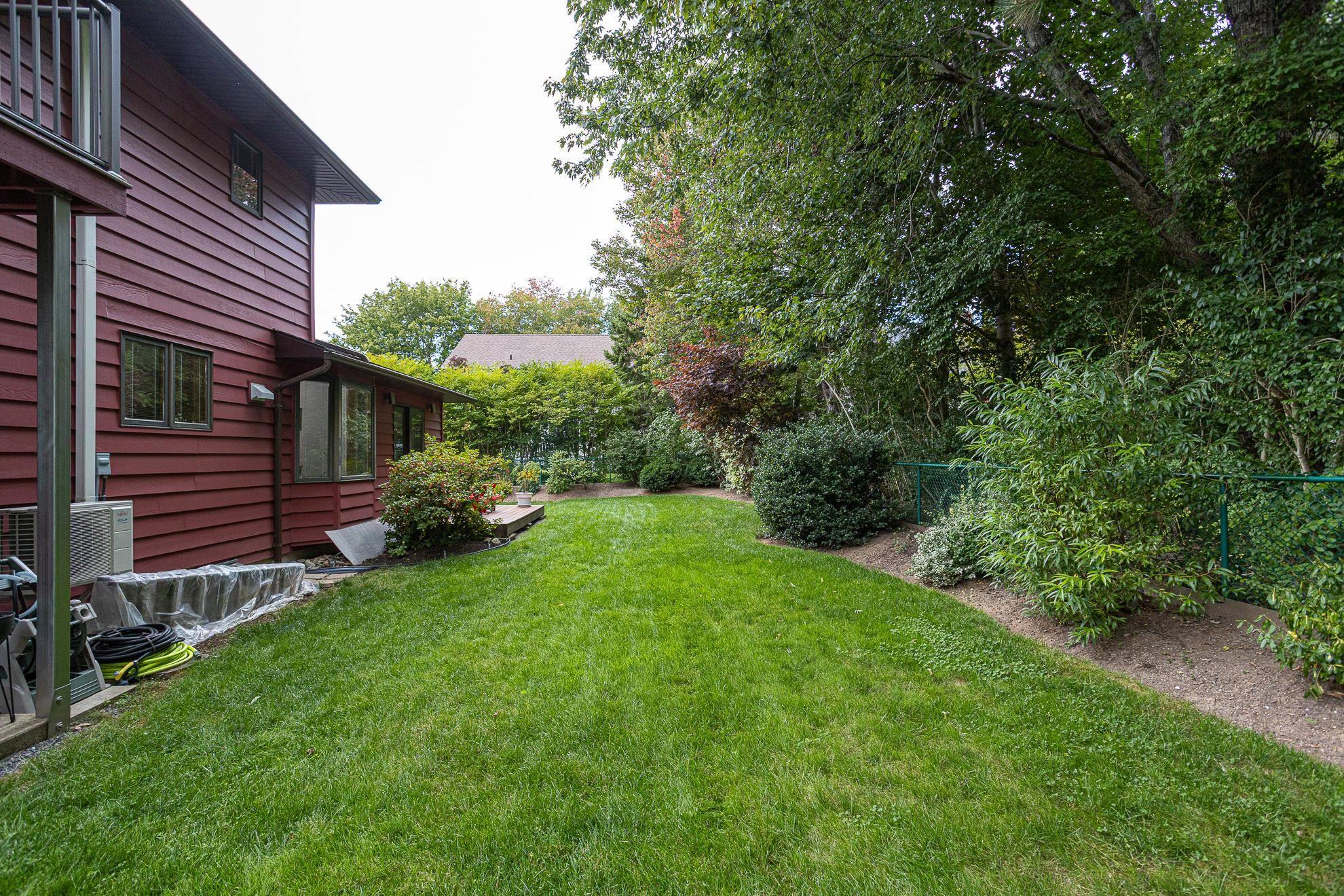 9 Nighthawk Lane, Bedford, NS (MLS 202523919)