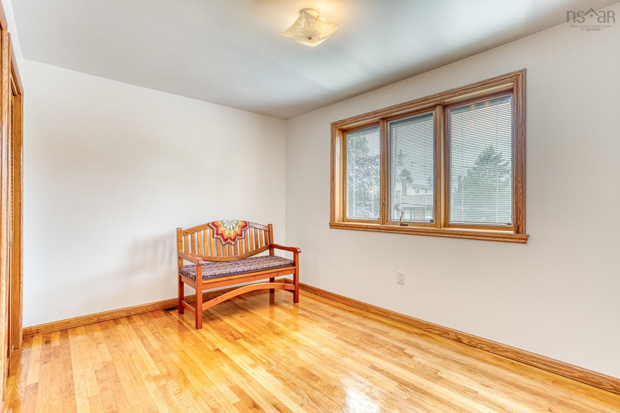 9 Nighthawk Lane, Bedford, NS (MLS 202523919)