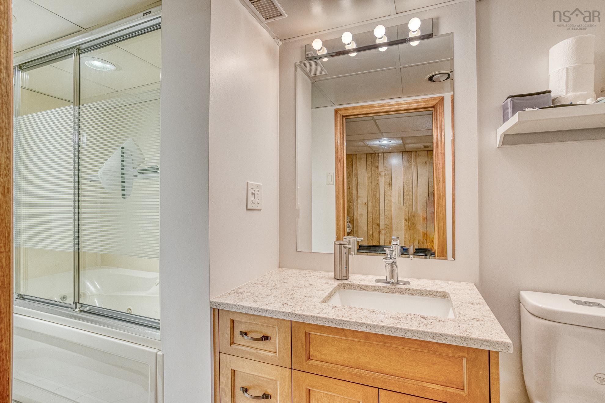 9 Nighthawk Lane, Bedford, NS (MLS 202523919)