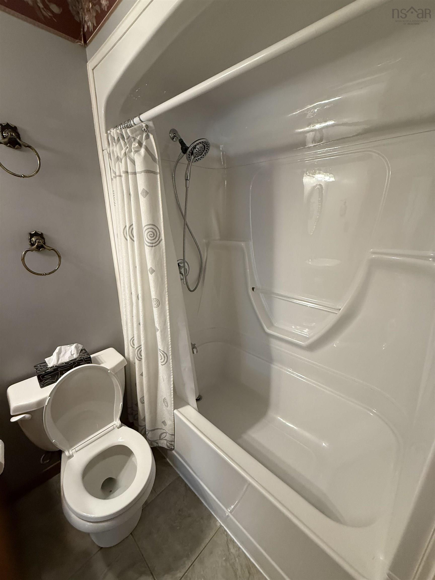 19 Eastwood Court, Cole Harbour, NS (MLS 202523921)