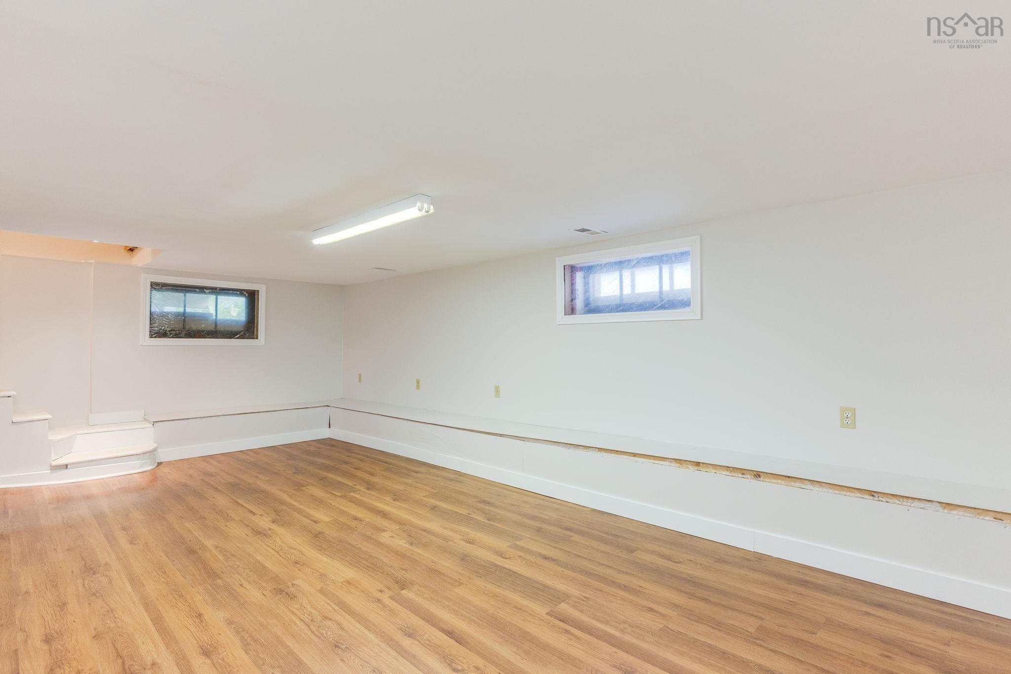 540 St Margarets Bay Road, Halifax, NS (MLS 202523928)