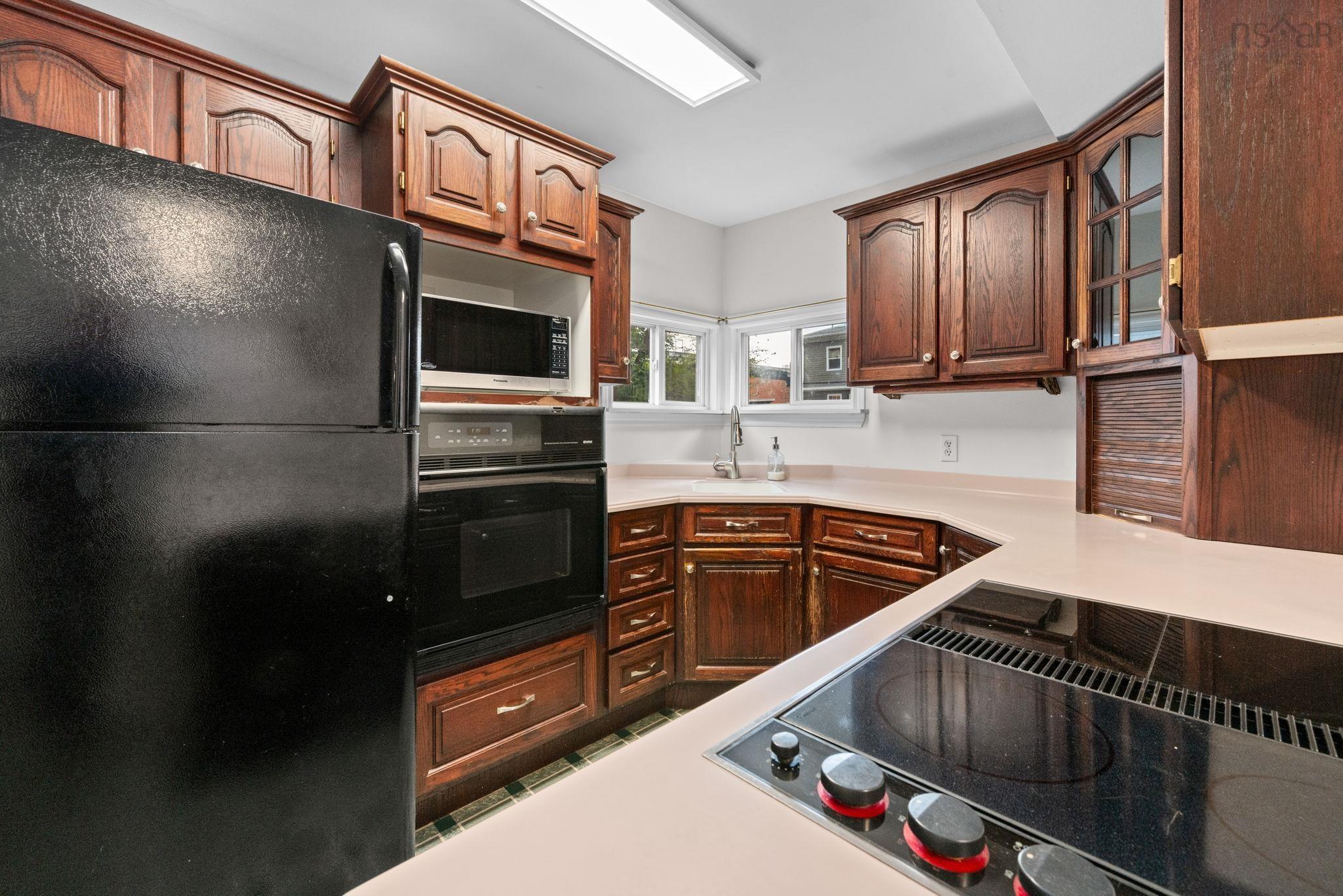 5726 Willow Street, Halifax, NS (MLS 202523945)