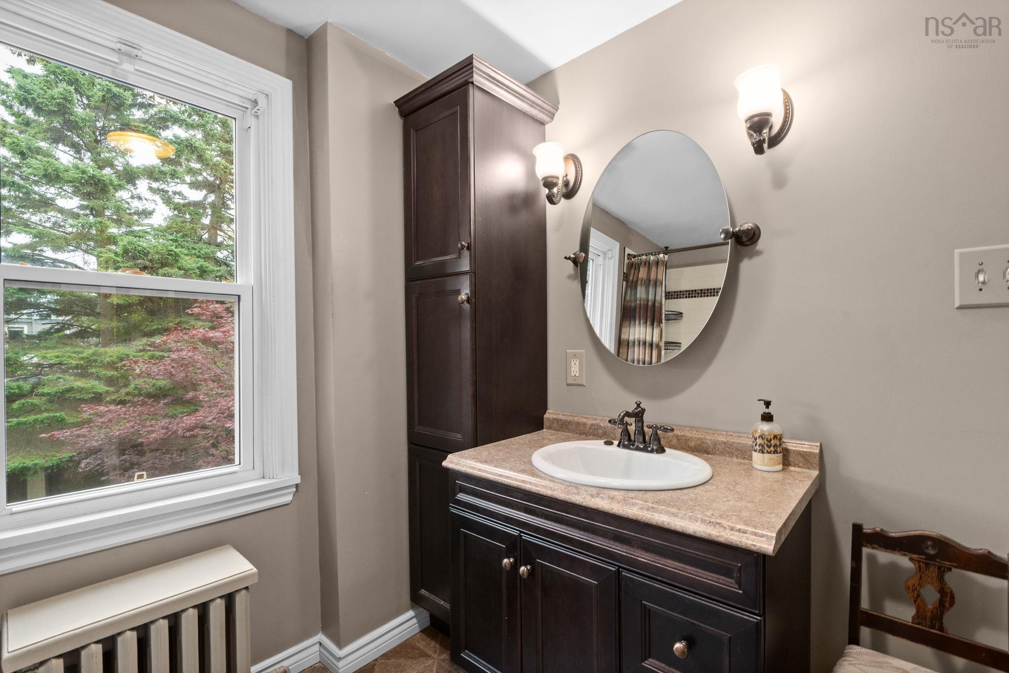 5726 Willow Street, Halifax, NS (MLS 202523945)