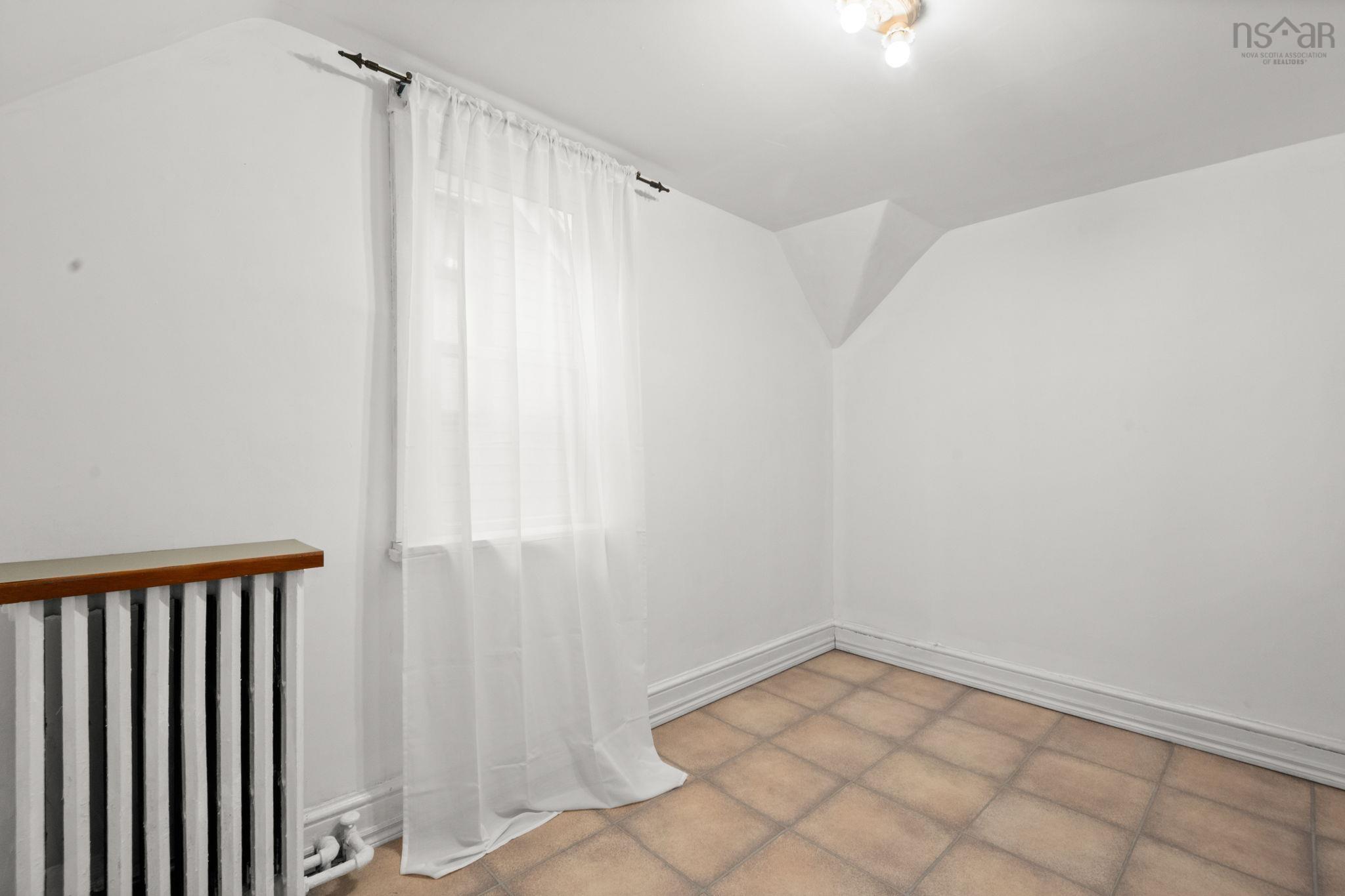 5726 Willow Street, Halifax, NS (MLS 202523945)