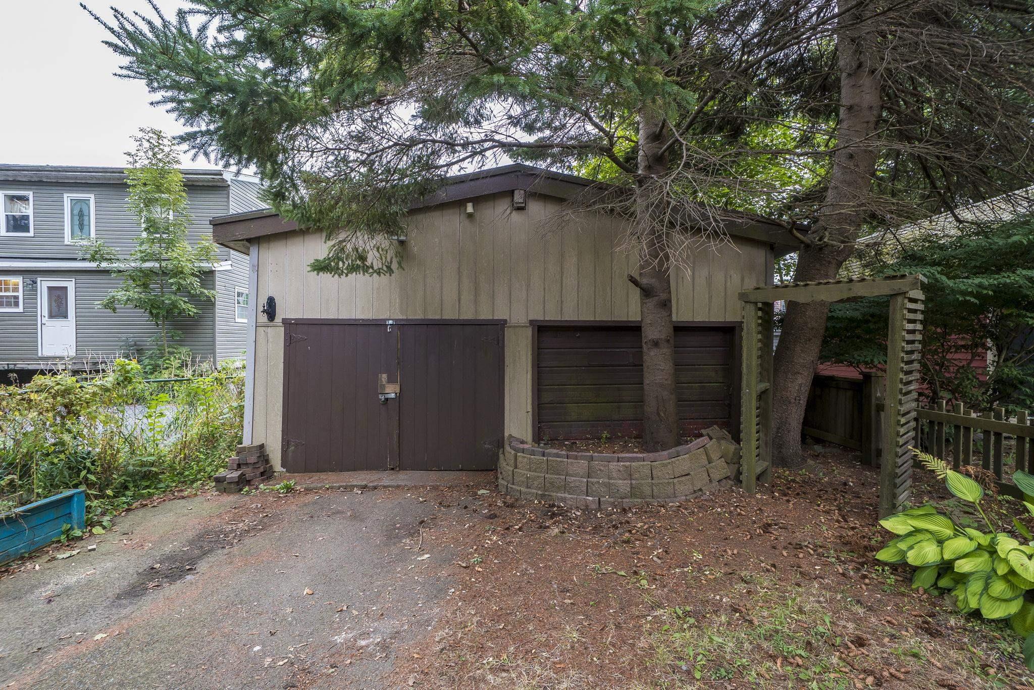 5726 Willow Street, Halifax, NS (MLS 202523945)