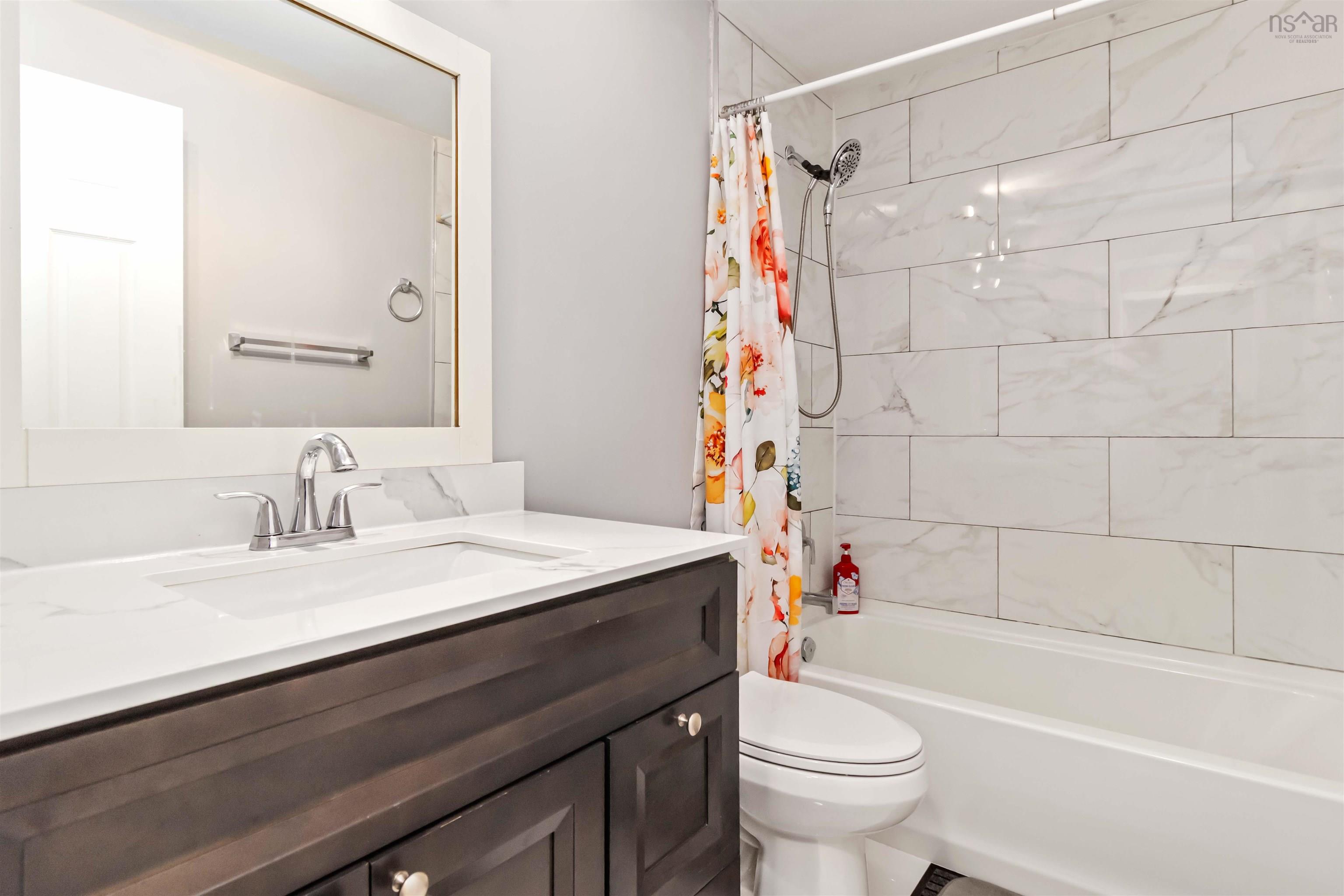 6a Paul David Court, Dartmouth, NS (MLS 202523984)