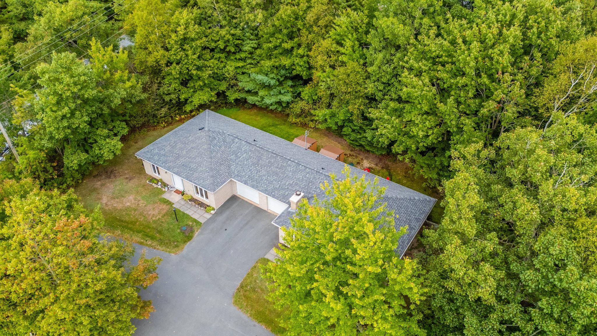 31-33 Birch Grove, Upper Tantallon, NS (MLS 202523994)