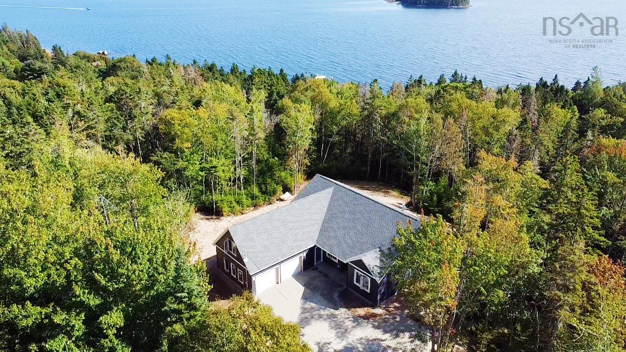 85 Hillside Drive, Boutiliers Point, NS (MLS® 202524070)