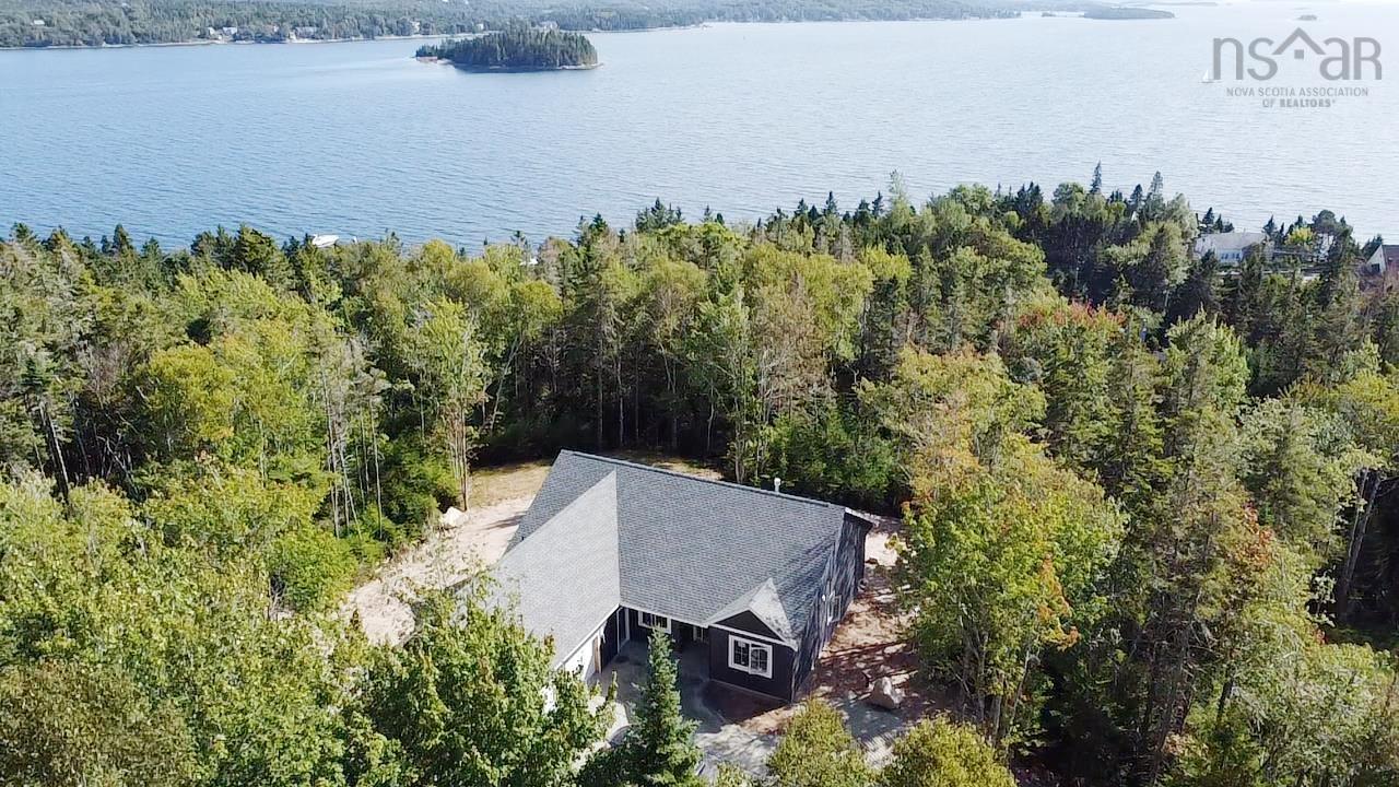 85 Hillside Drive, Boutiliers Point, NS (MLS 202524070)