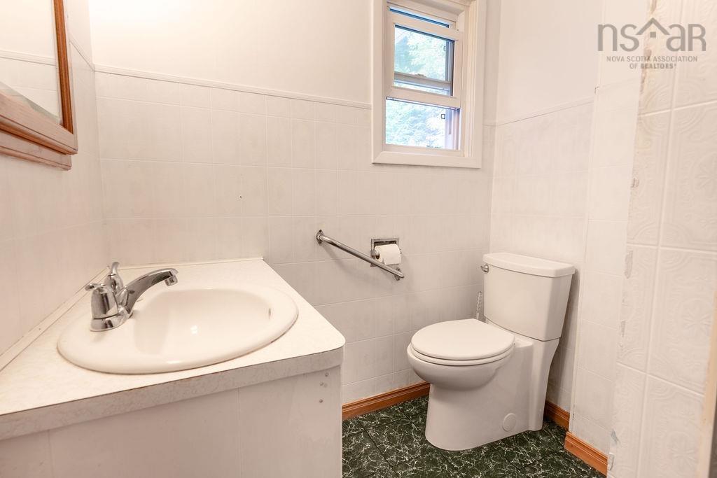 15 Breezy Lane, Lake Echo, NS (MLS 202524156)