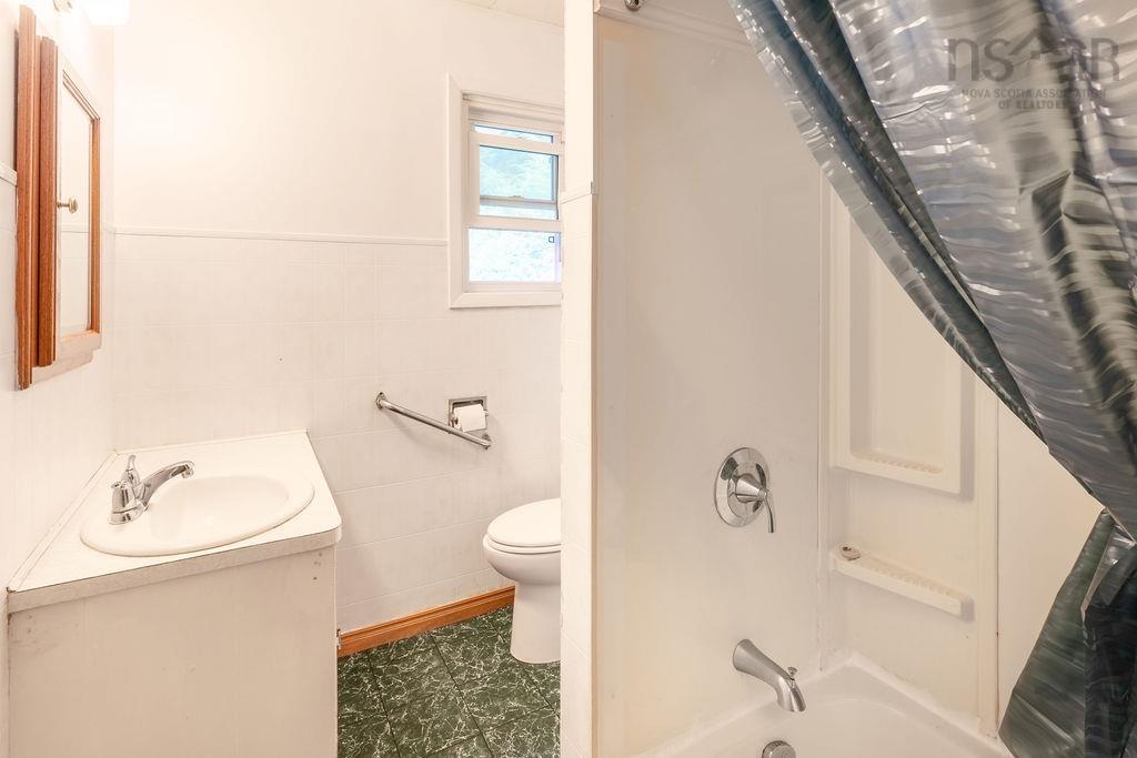 15 Breezy Lane, Lake Echo, NS (MLS 202524156)