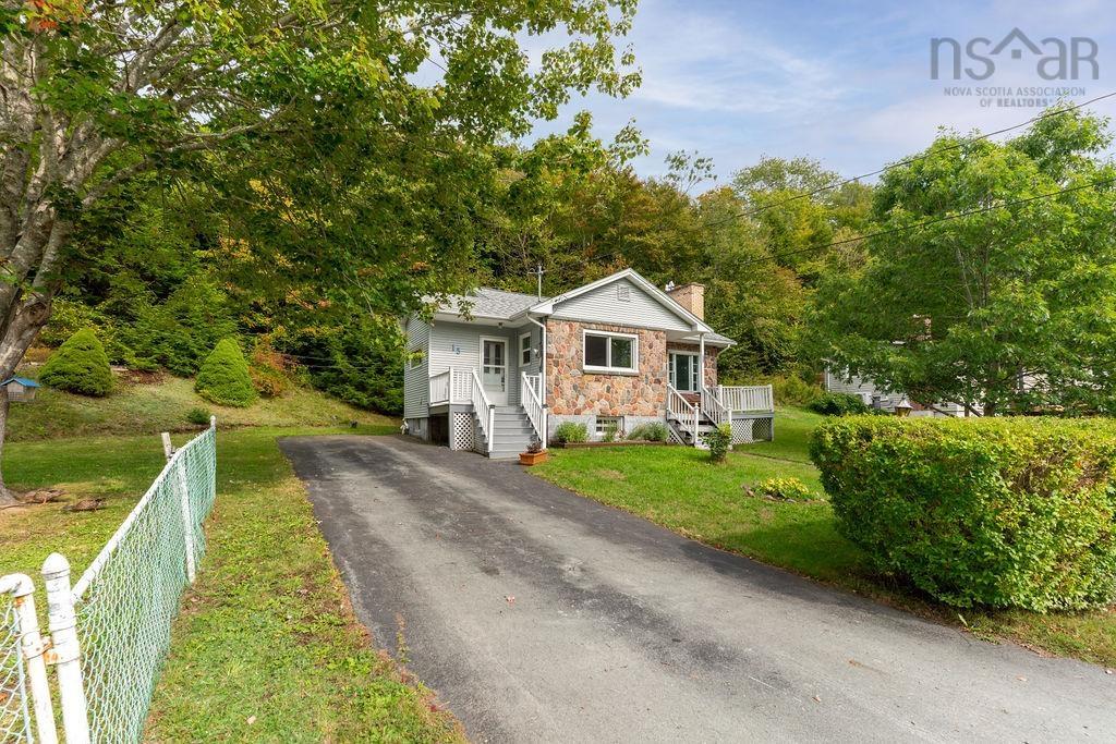 15 Breezy Lane, Lake Echo, NS (MLS 202524156)
