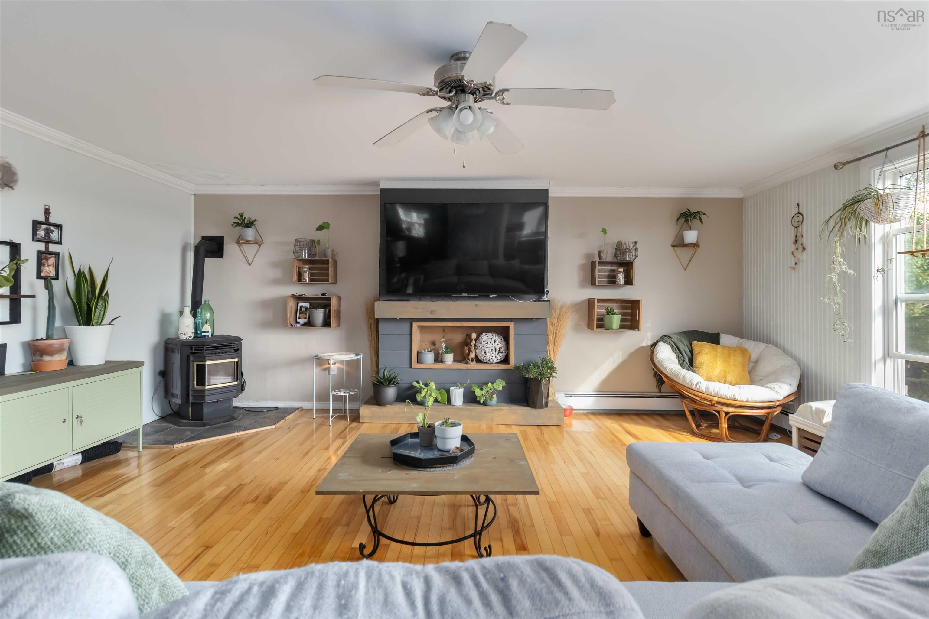 21 Littles Road, Terence Bay, NS (MLS 202524158)