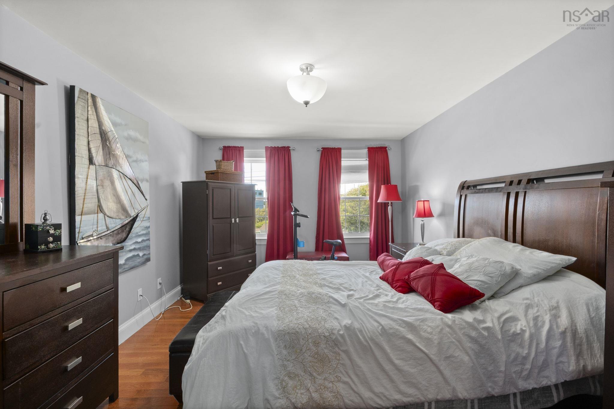 25 Middle Street, Dartmouth, NS (MLS 202524159)