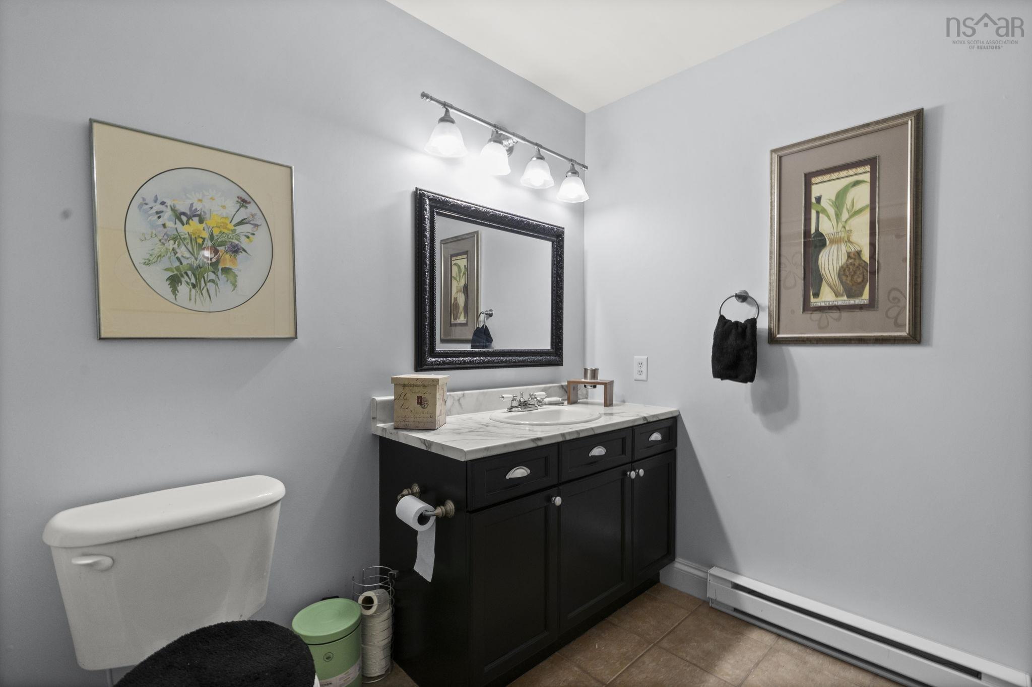 25 Middle Street, Dartmouth, NS (MLS 202524159)