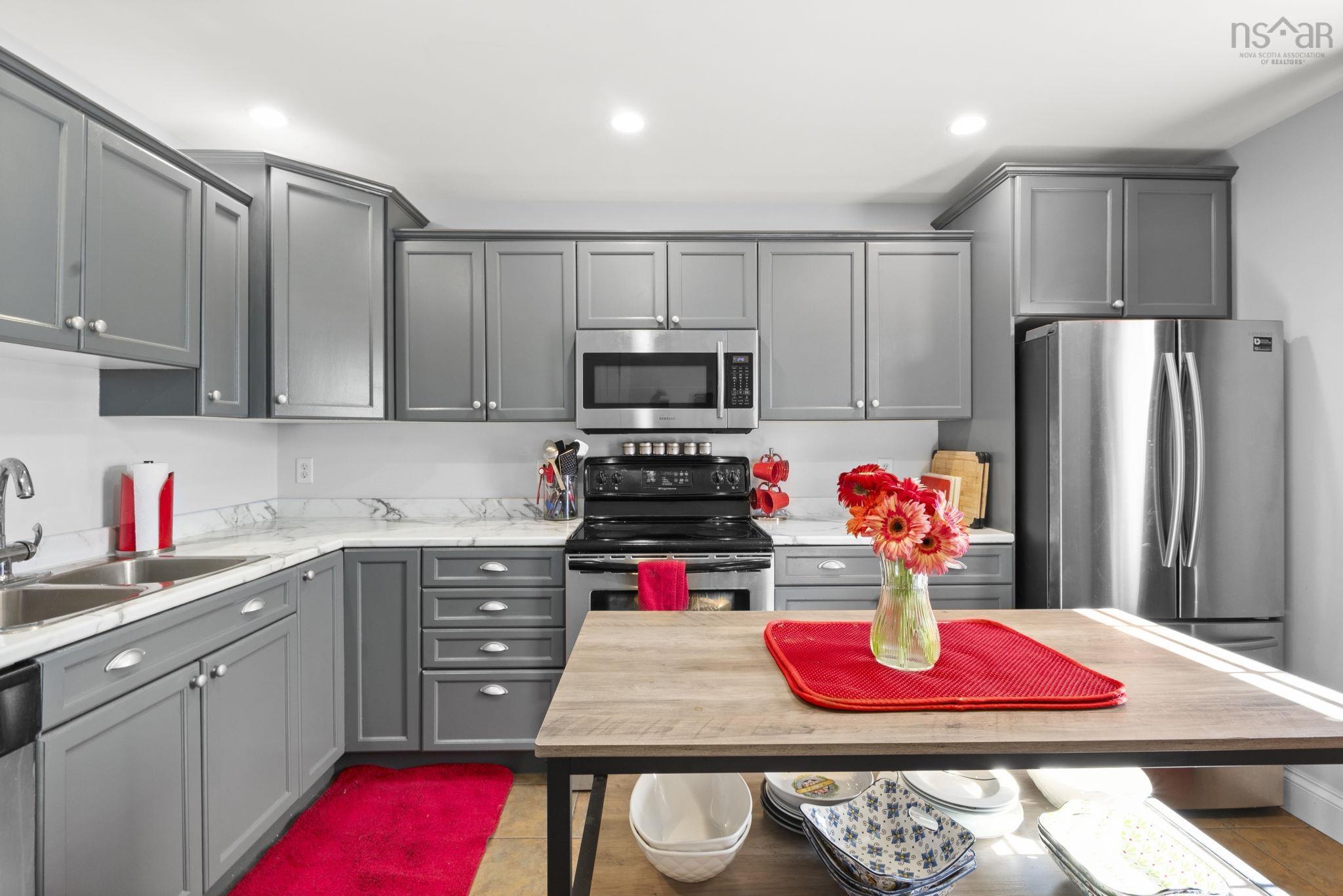 25 Middle Street, Dartmouth, NS (MLS 202524159)